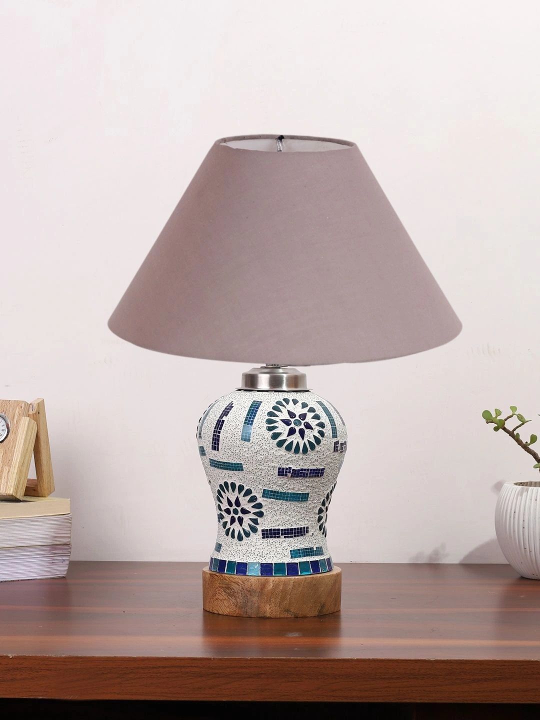 Myntra Elegant Homes Grey Textured Glass Traditional Frusturical Shaped Table Lamp-picture-25