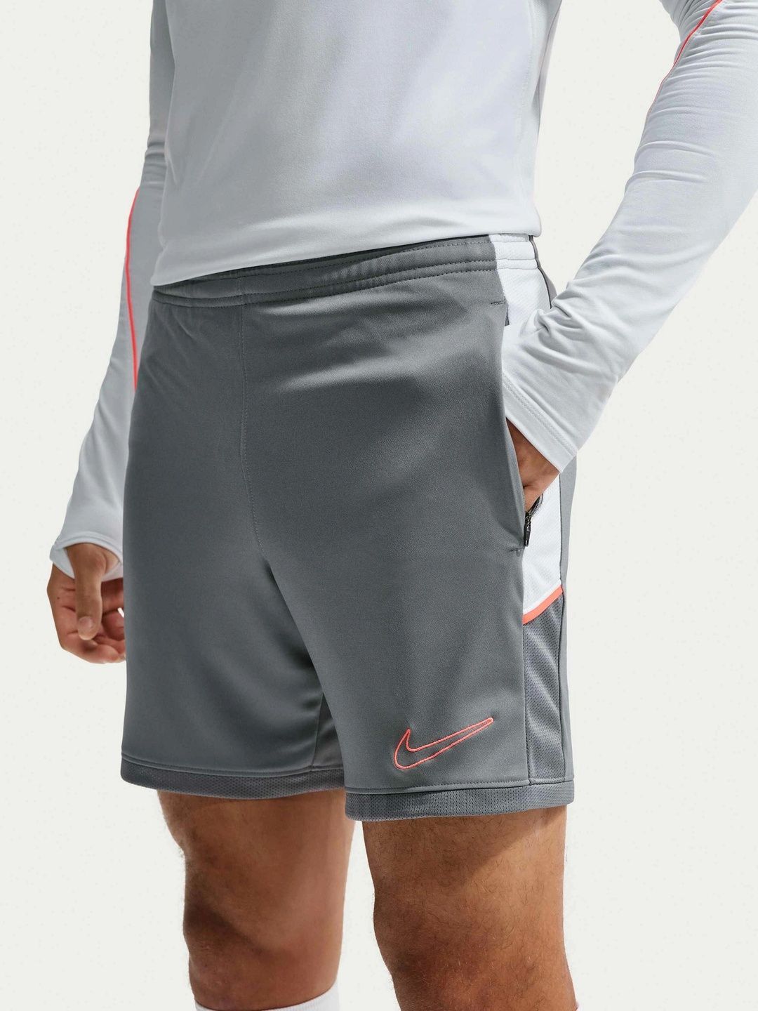 Nike Men Slim Fit Training or Gym Sports Shorts-picture-28
