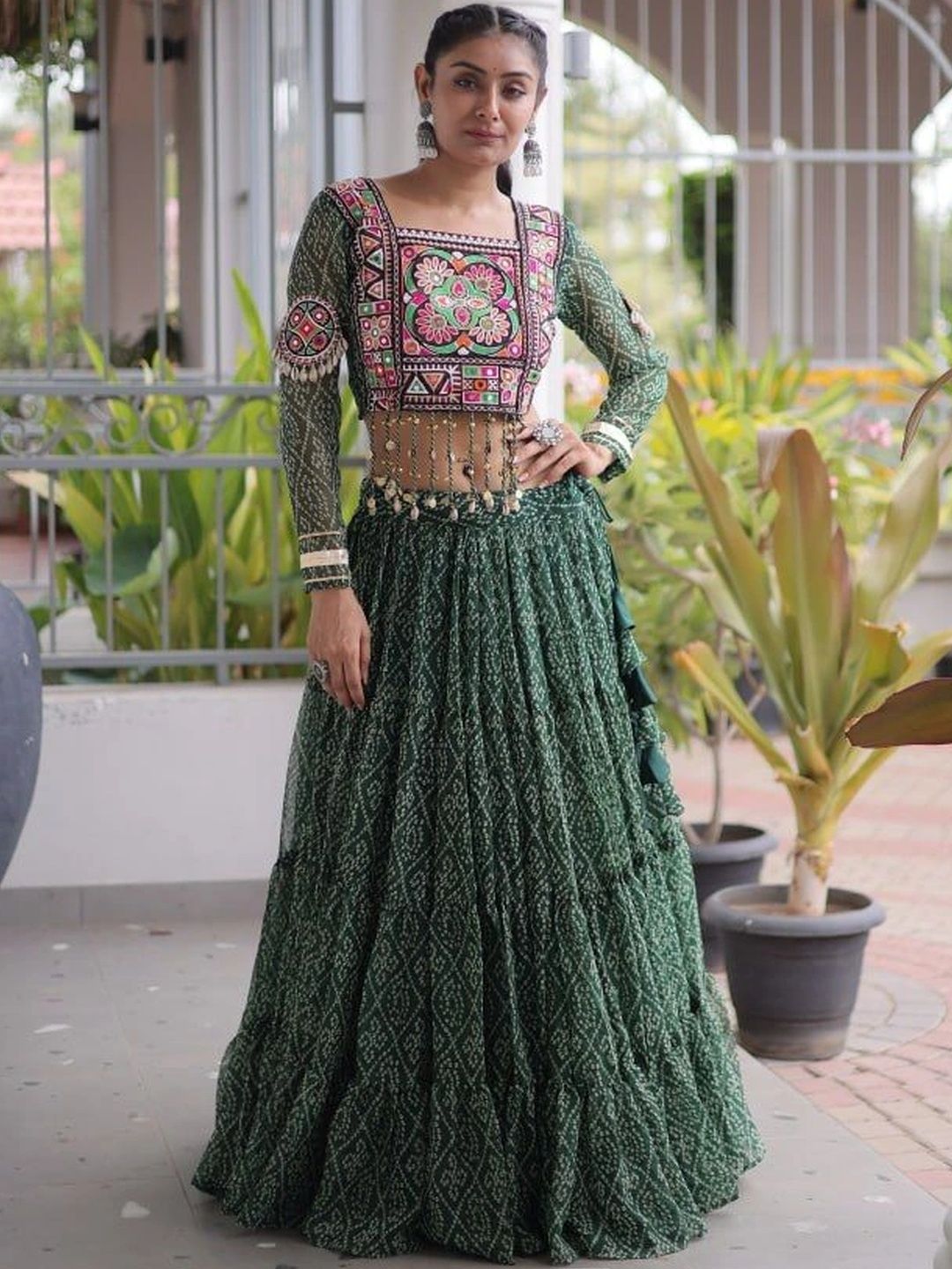 Livewear Embroidered Thread Work Ready to Wear Lehenga &-picture-13