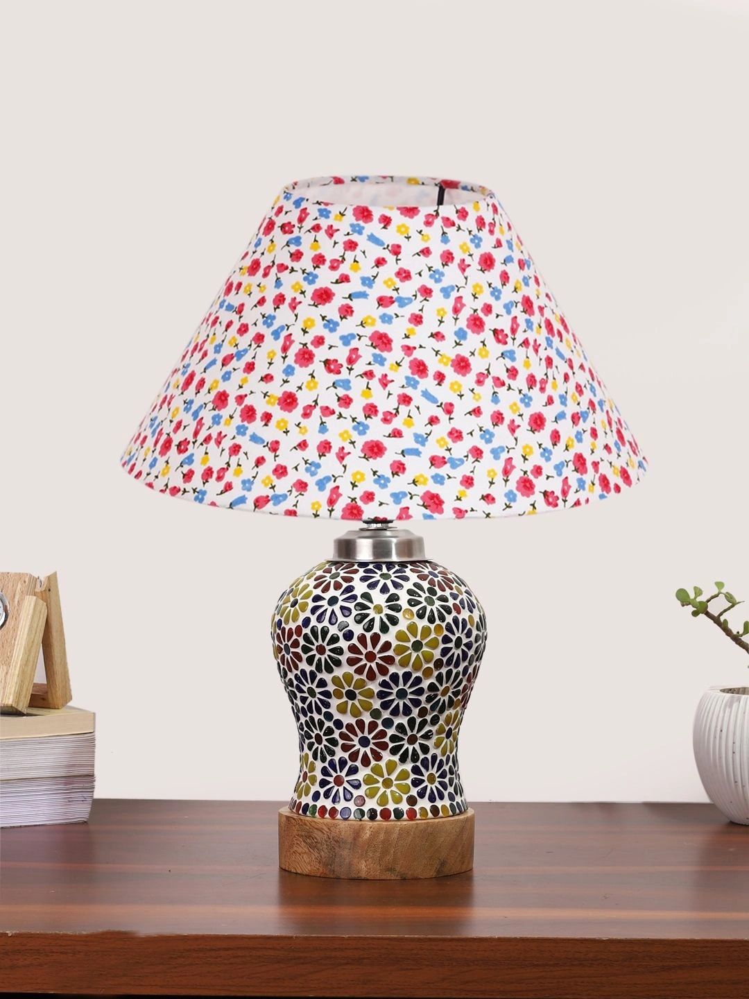 Myntra Elegant Homes Multicoloured Printed Glass Traditional Frusturical Shaped Table Lamp-picture-24