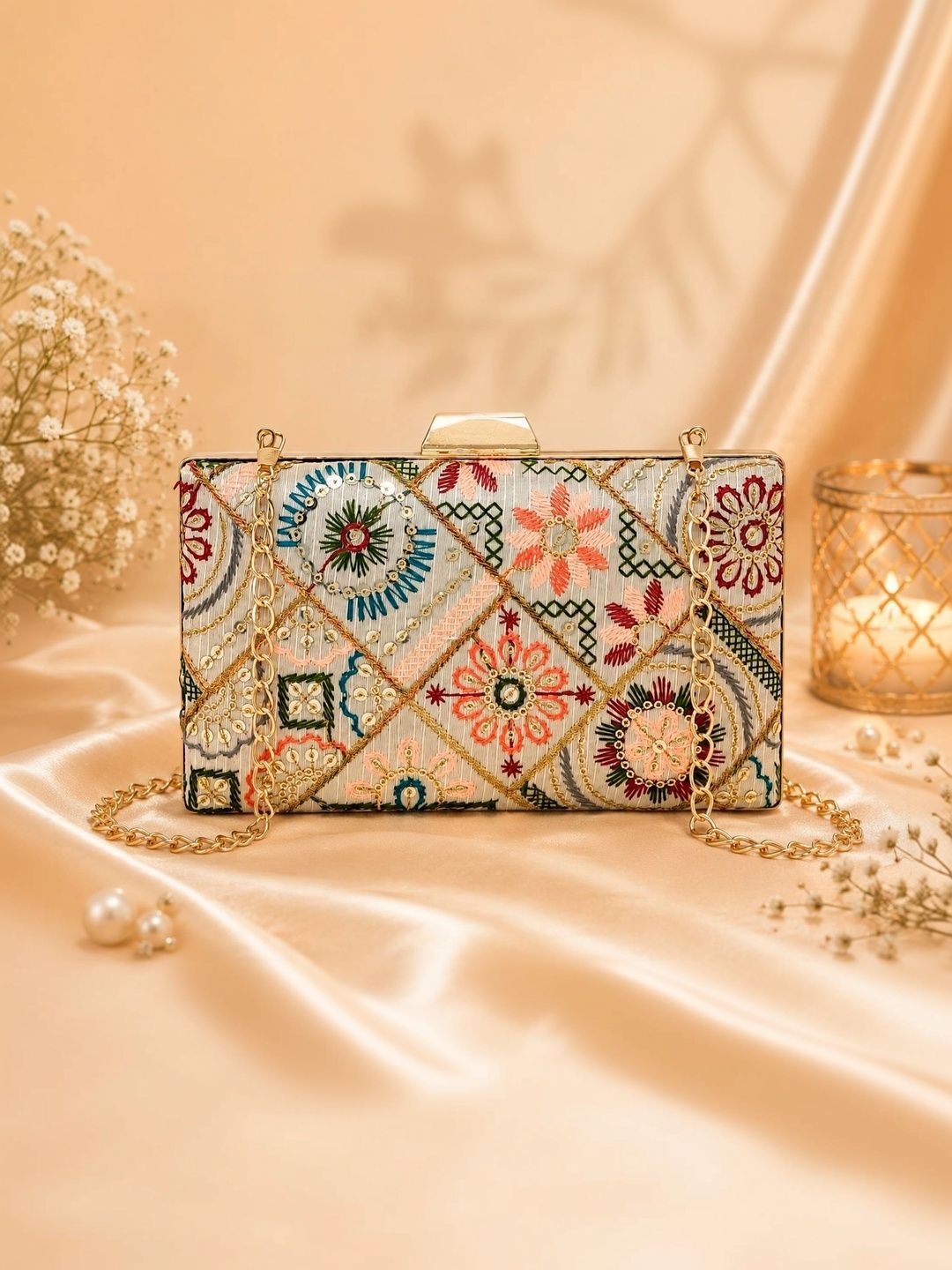 Rapid Costore Embroidered Embellished Box Clutch-picture-21