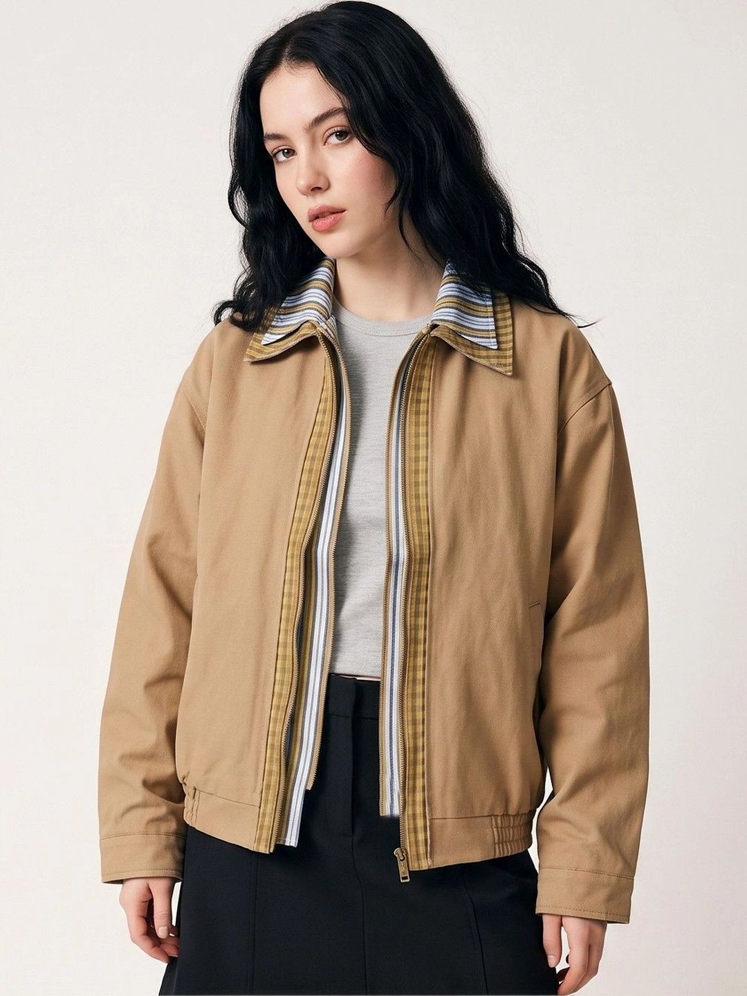 Suo Women Colourblocked Bomber Jacket-picture-10