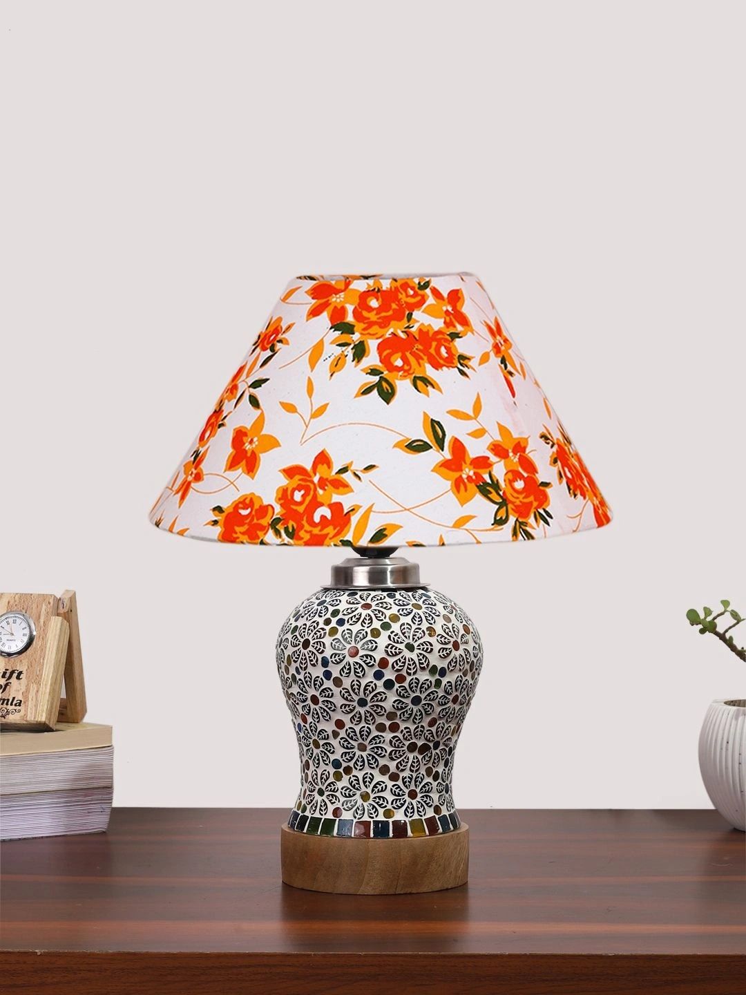 Myntra Elegant Homes Multicoloured Printed Glass Traditional Frusturical Shaped Table Lamp-picture-27