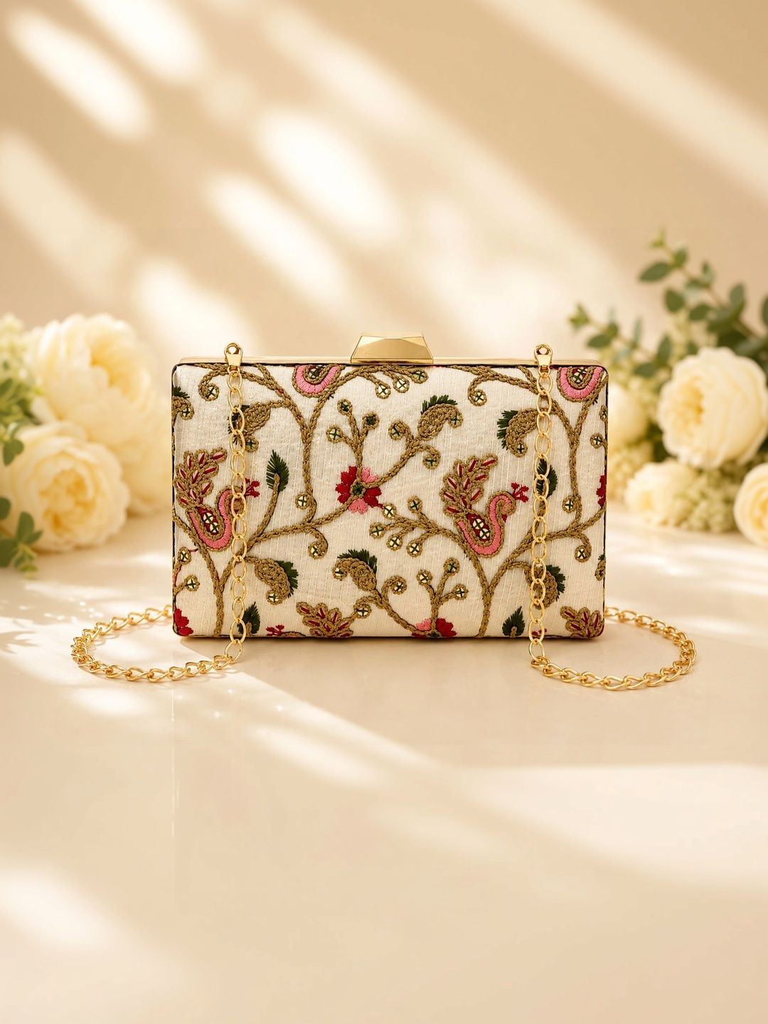 Rapid Costore Embroidered Embellished Box Clutch-picture-40