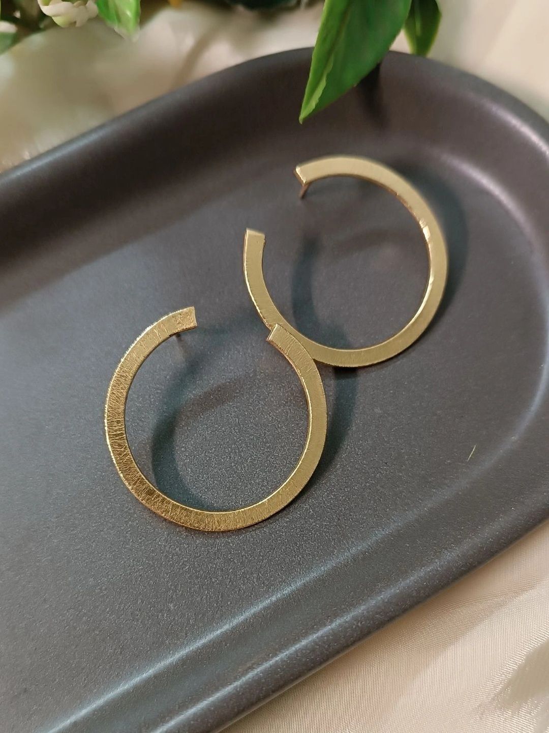 Jewel Studio Komell Circular Hoop Earrings-image-43
