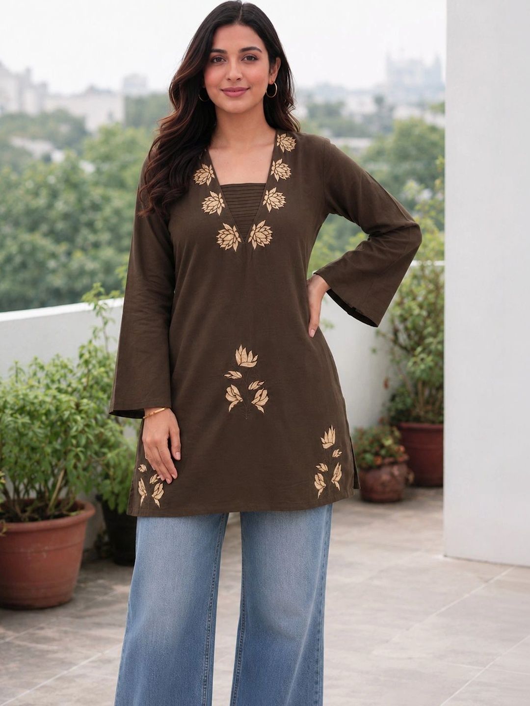 Aaghnya Floral Embroidered Square Neck Flared Sleeves Kurti-picture-14