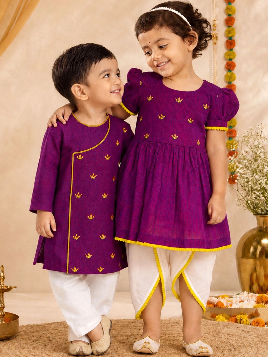 VASTRAMAY Boys Ethnic Motifs Embroidered Regular Thread Work Pure Cotton Kurta with Pyjamas-picture-10