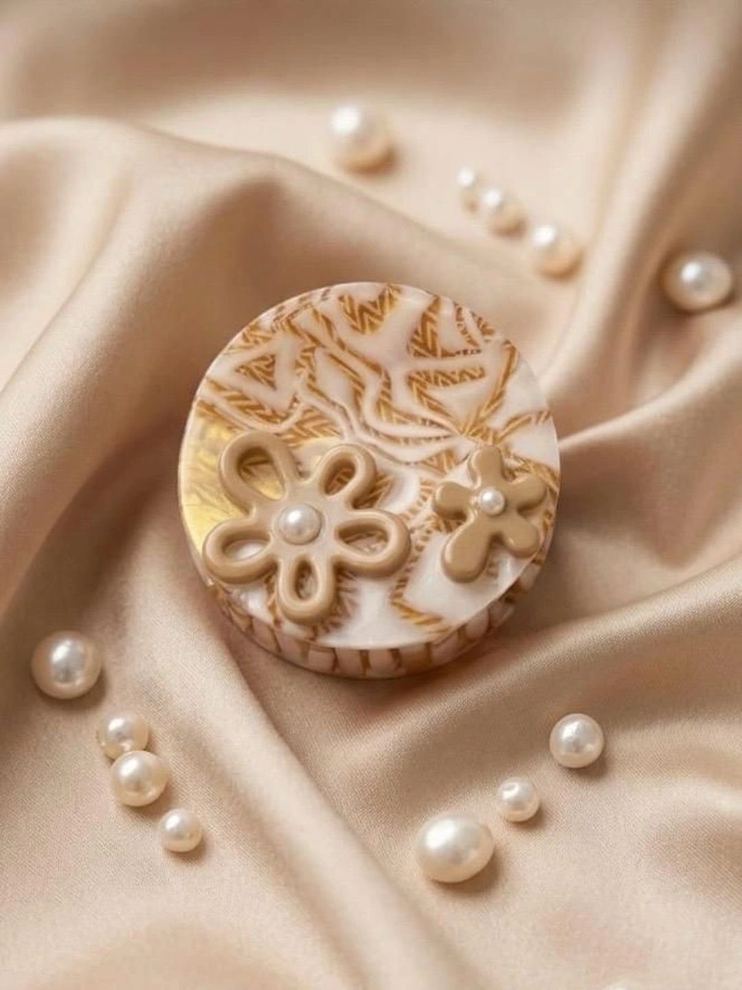 Radhya Accessories Women Embellished Claw Clip-picture-29