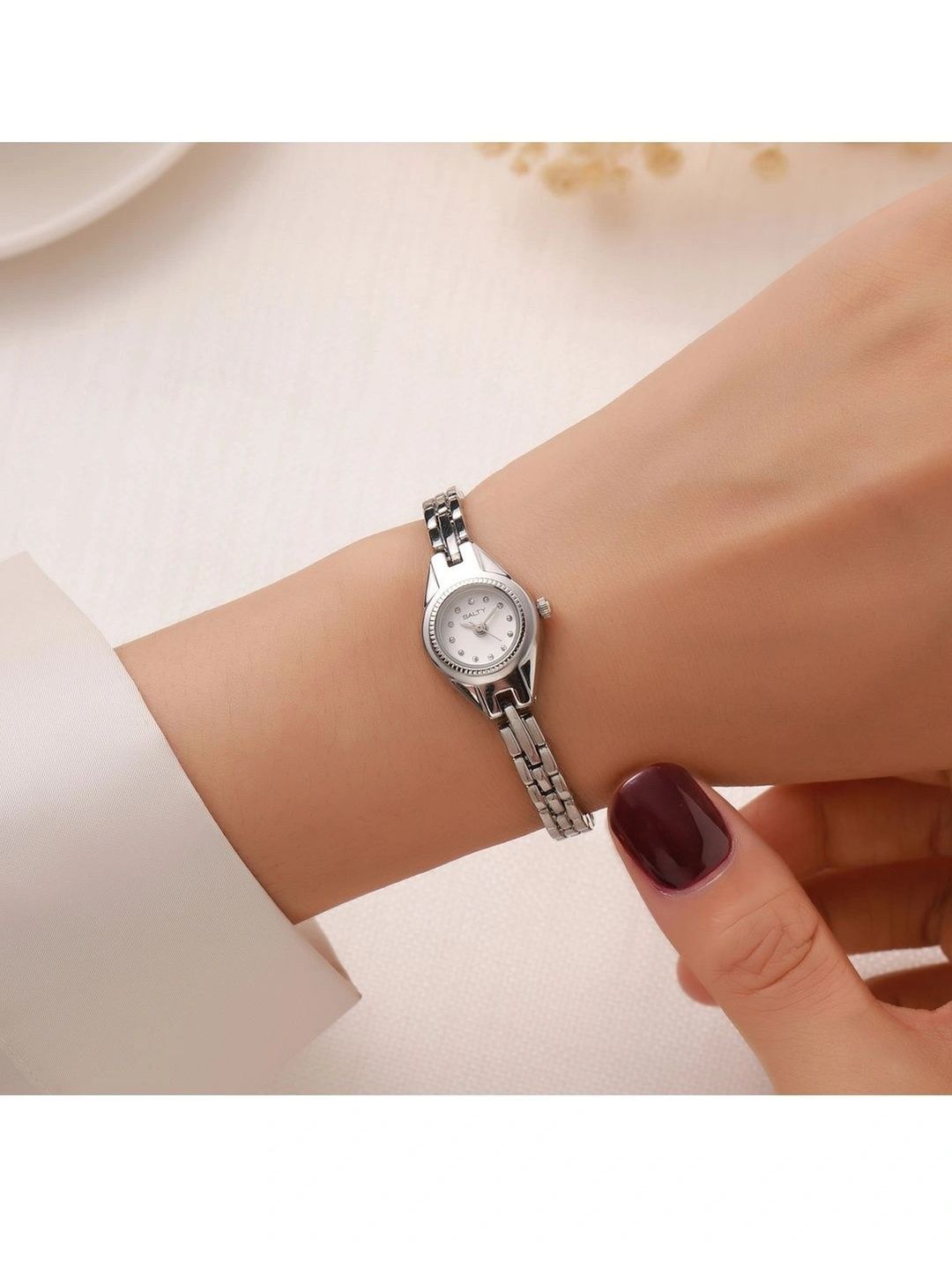 SALTY Women Dial & Bracelet Style Straps Analogue Watch WT-S-0068-S-WH-image-35