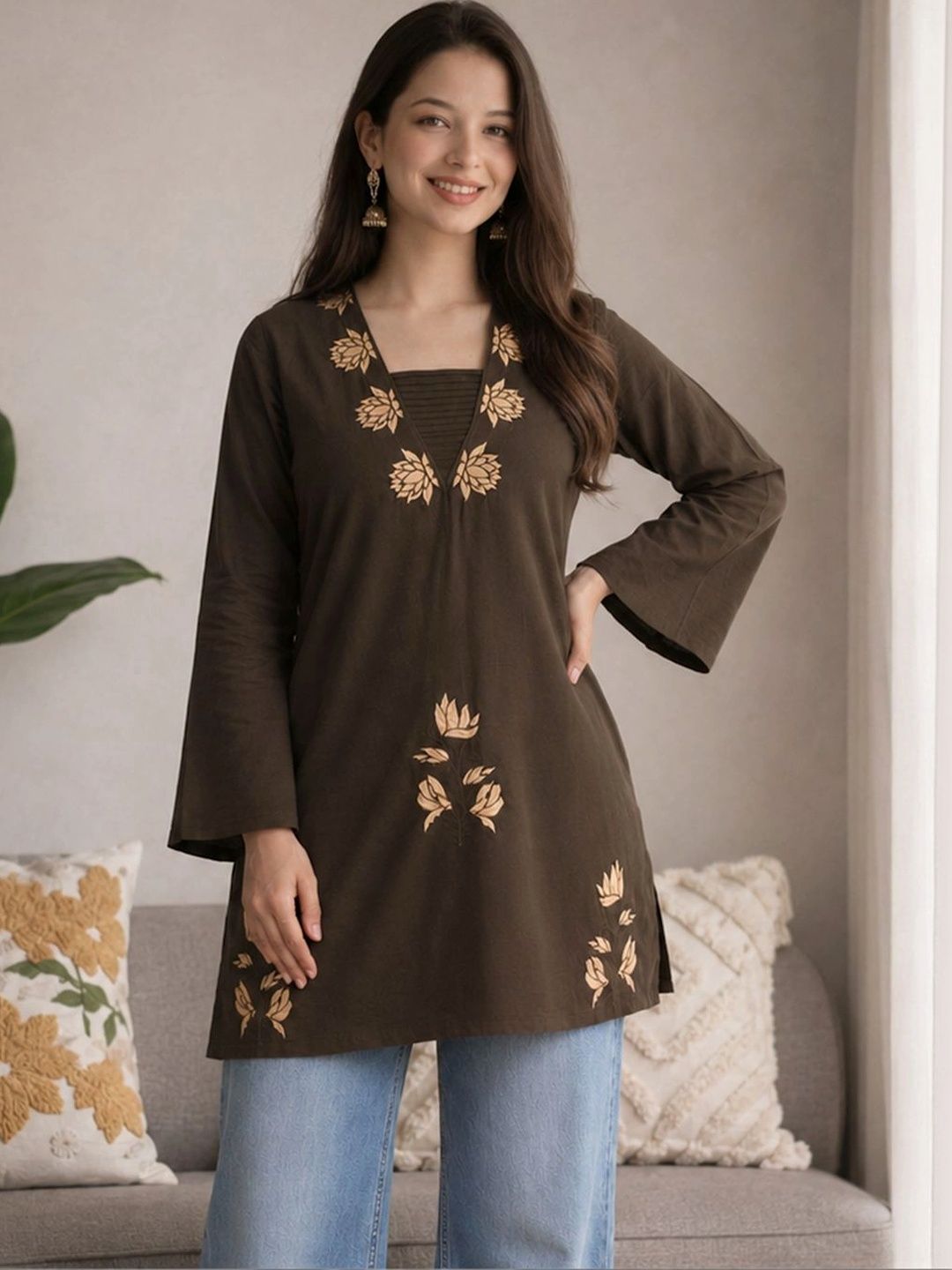 KALINI Floral Embroidered Square Neck Flared Sleeves Thread Work Thread Work Kurti-picture-13