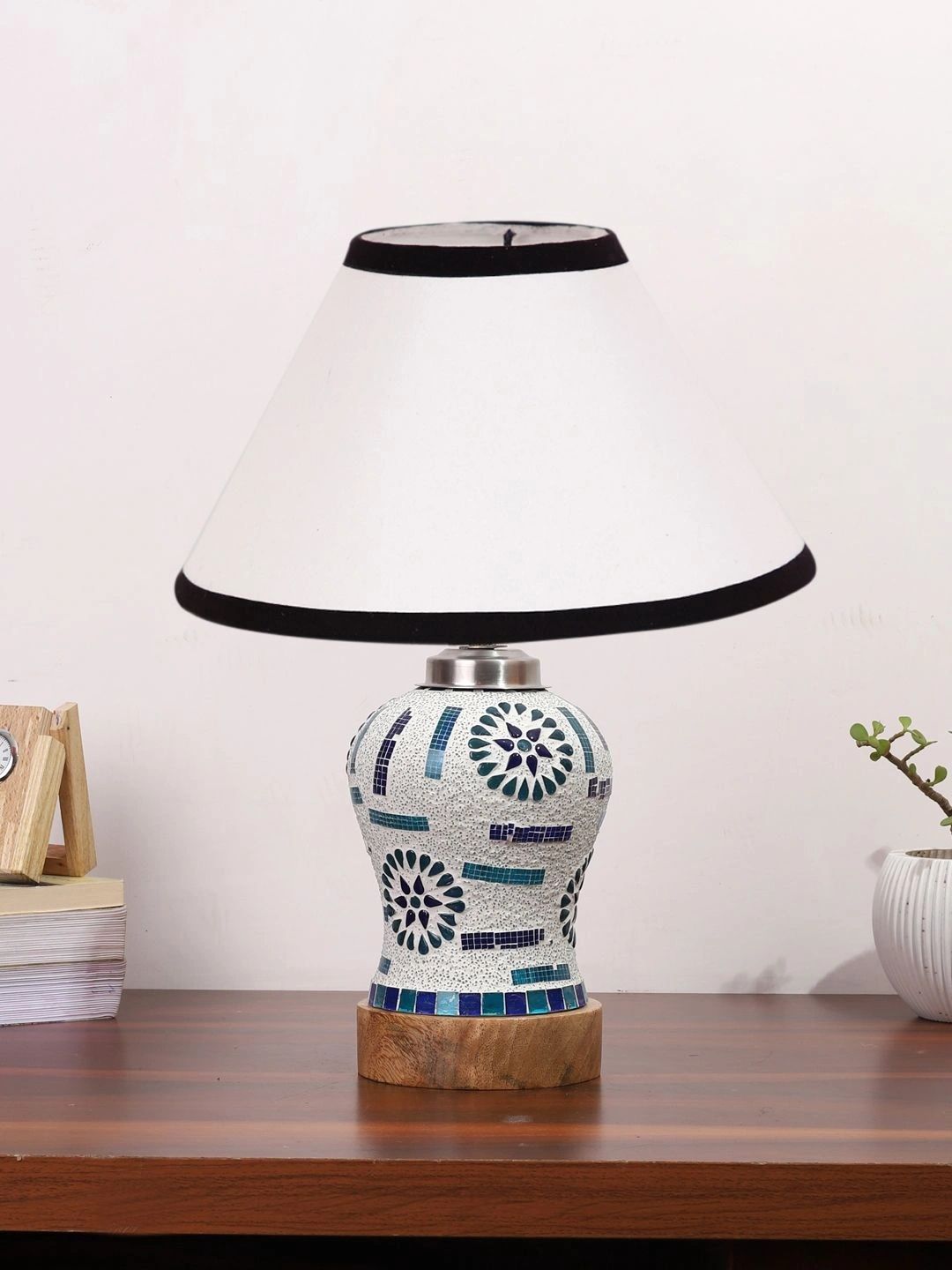 Myntra Elegant Homes White Textured Glass Traditional Frusturical Shaped Table Lamp-picture-34