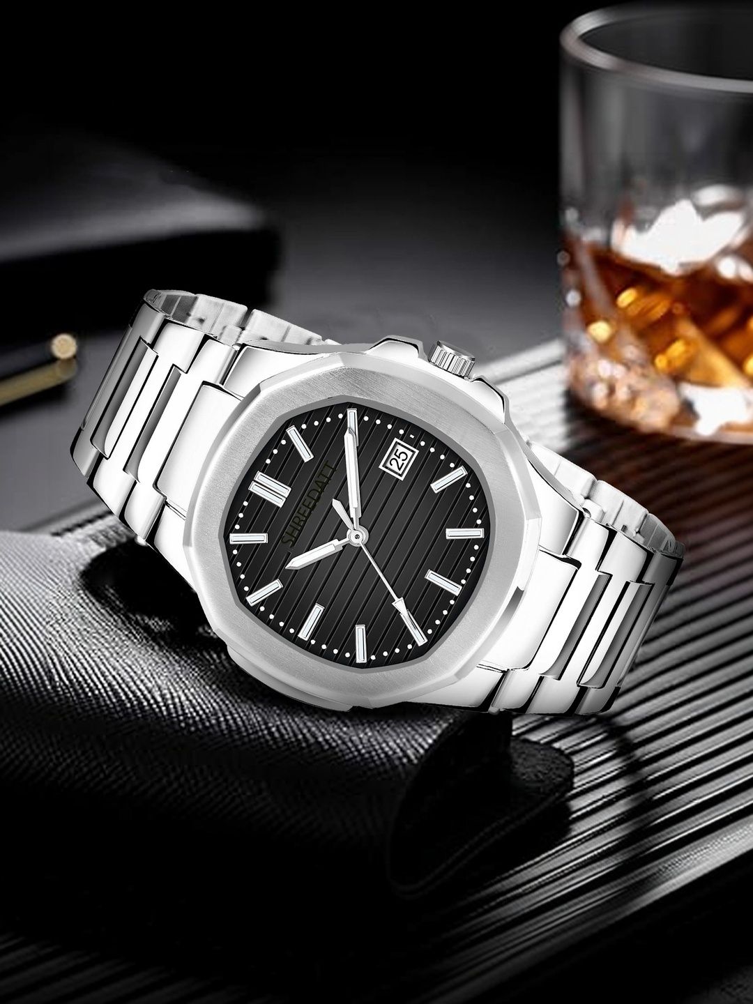 SHREEDATT Men Dial & Stainless Steel Bracelet Style Straps Analogue Date Aperture Watch-picture-49