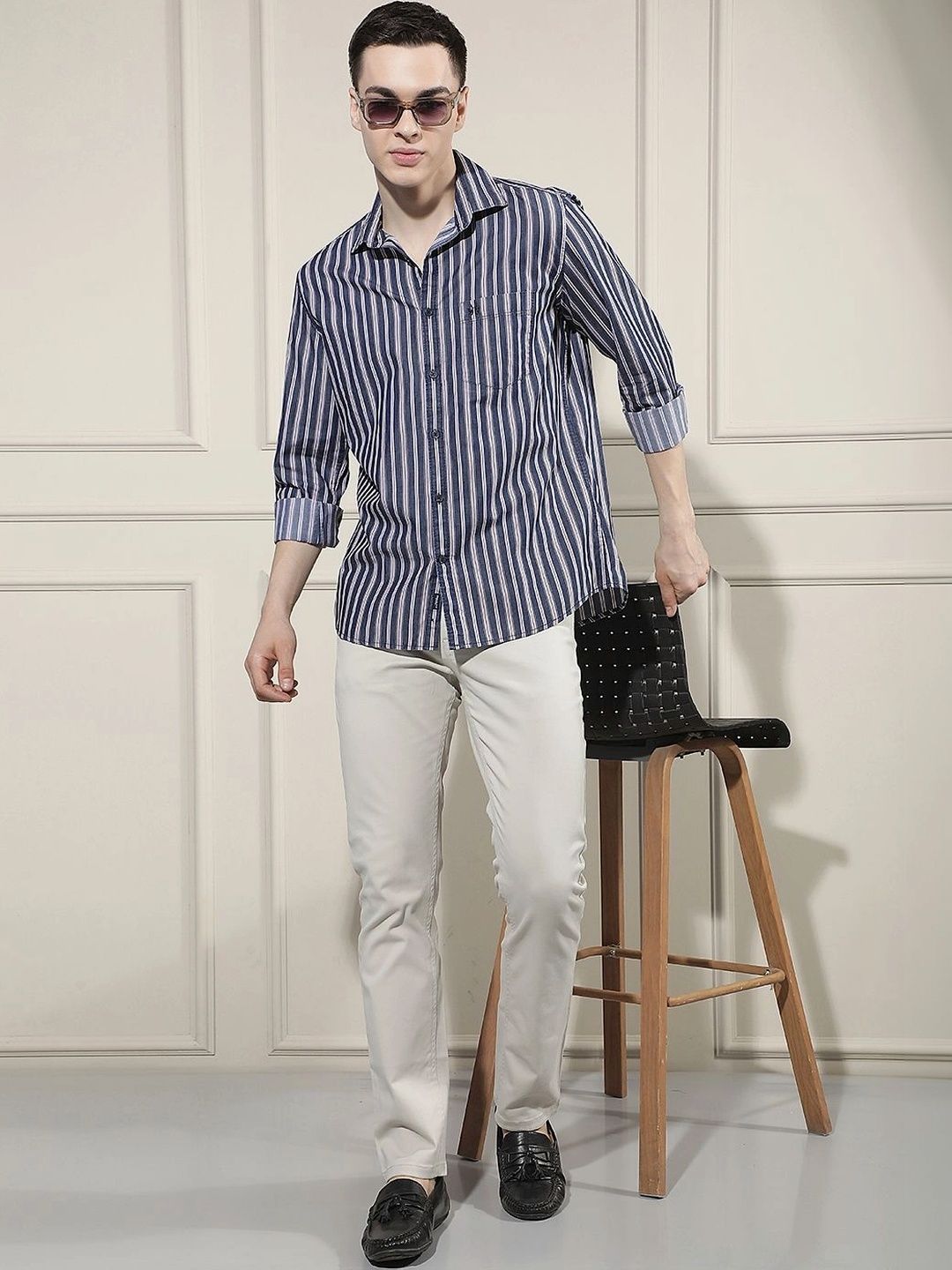 Crimsoune Club Men Slim Fit Striped Casual Shirt-picture-39
