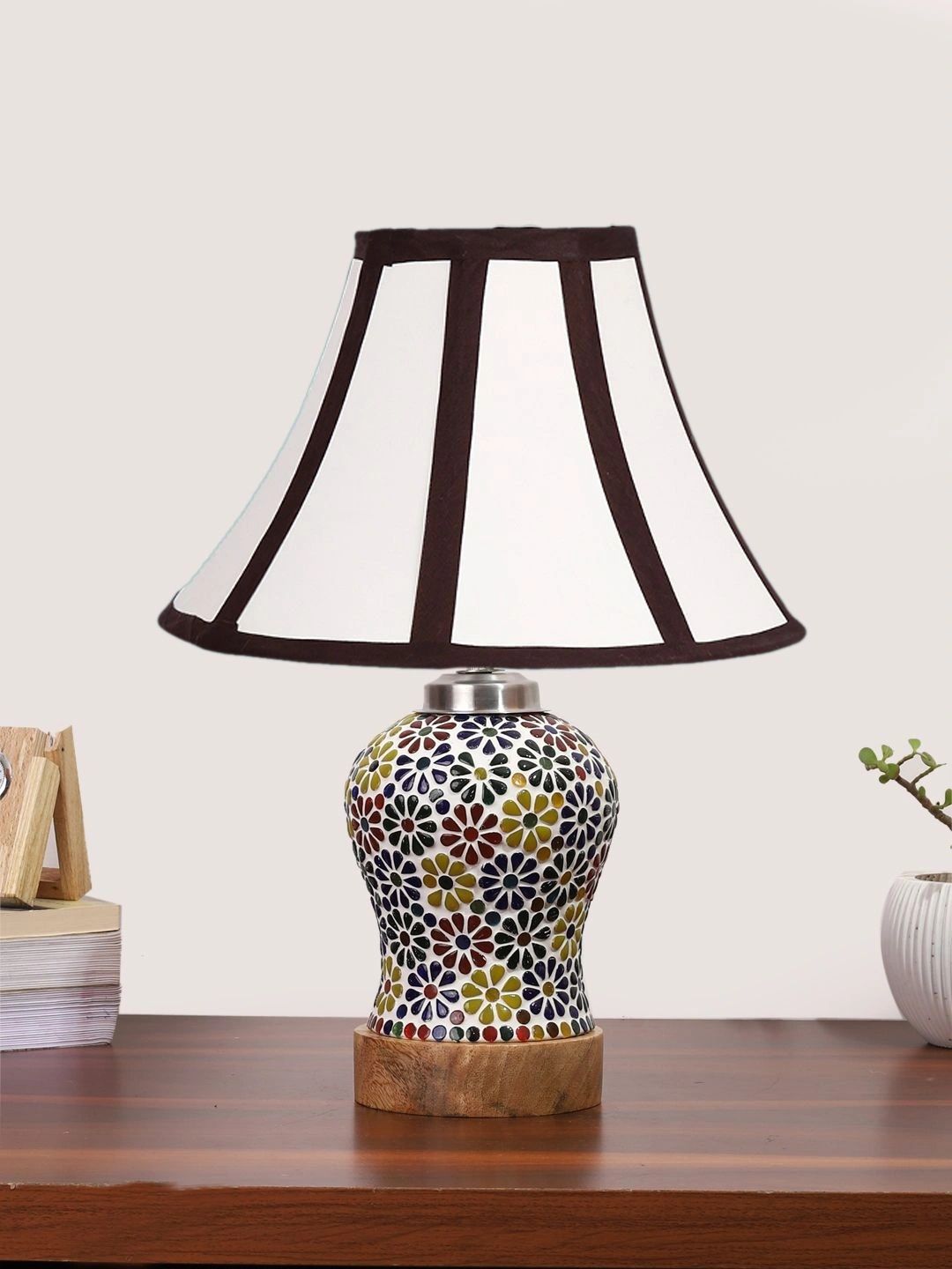 Myntra Elegant Homes Multicoloured Printed Glass Traditional Bell Shaped Table Lamp-picture-19