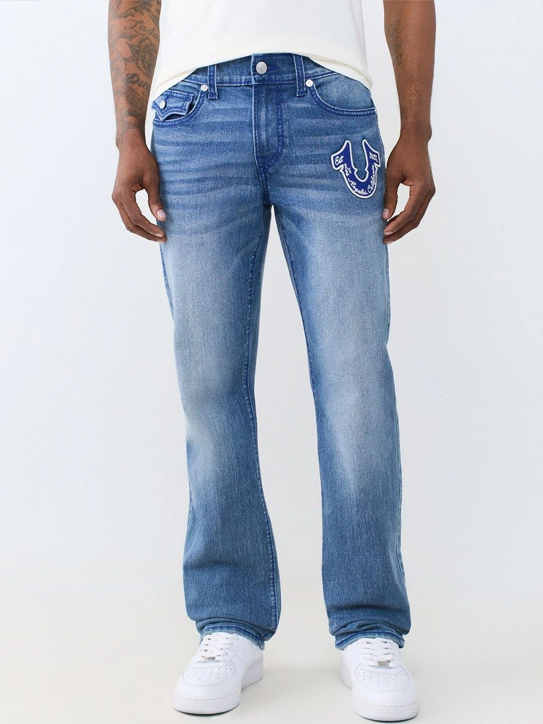 True Religion Men Straight Fit Mid-Rise Embroidered Stretchable Jeans-picture-32