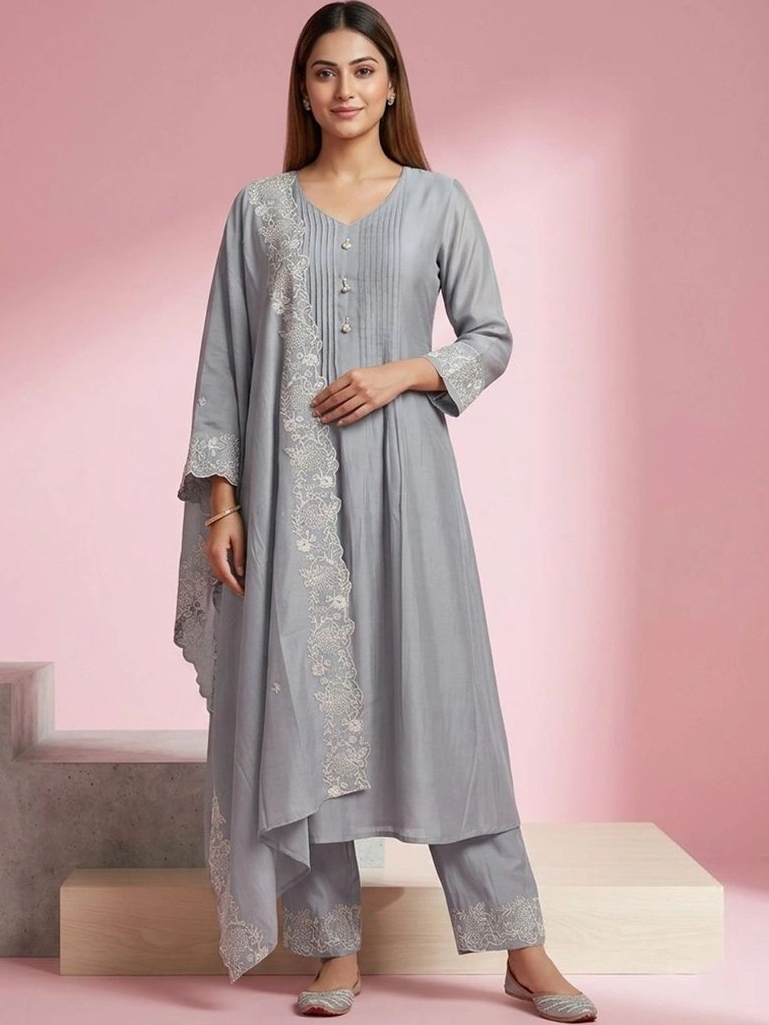gokurtis Ethnic Motifs Embroidered V-Neck Thread Work Pure Cotton Blend Handloom Thread Work Kurti-picture-15