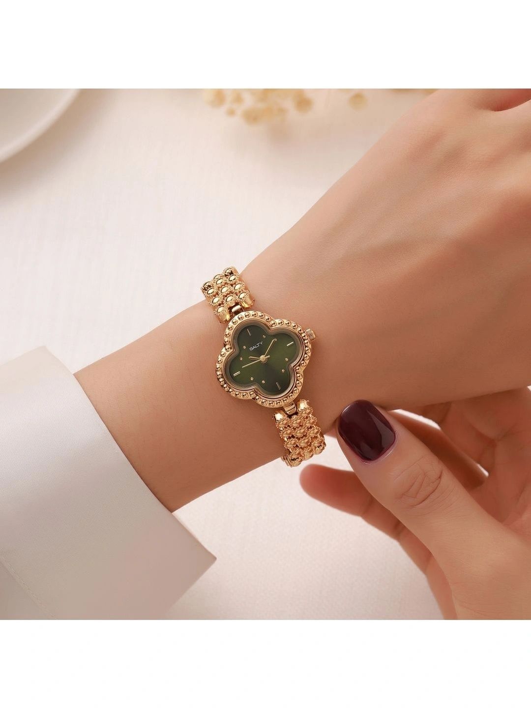 SALTY Women Dial & Bracelet Style Straps Analogue Watch WT-S-0064-G-GR-image-49