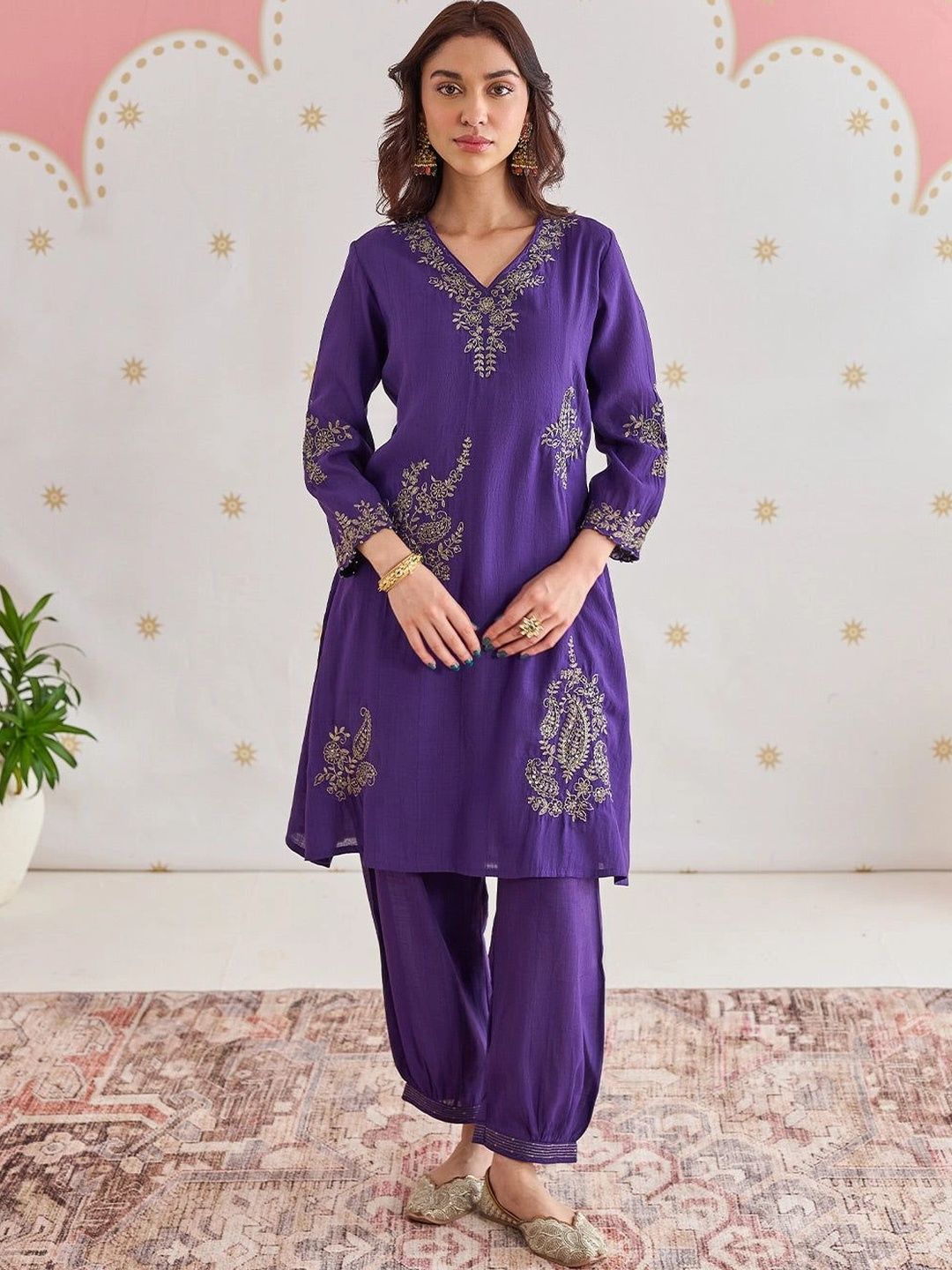 Lakshita Women Ethnic Motifs Embroidered Regular Thread Work Chanderi Silk Kurta with Patiala-picture-16