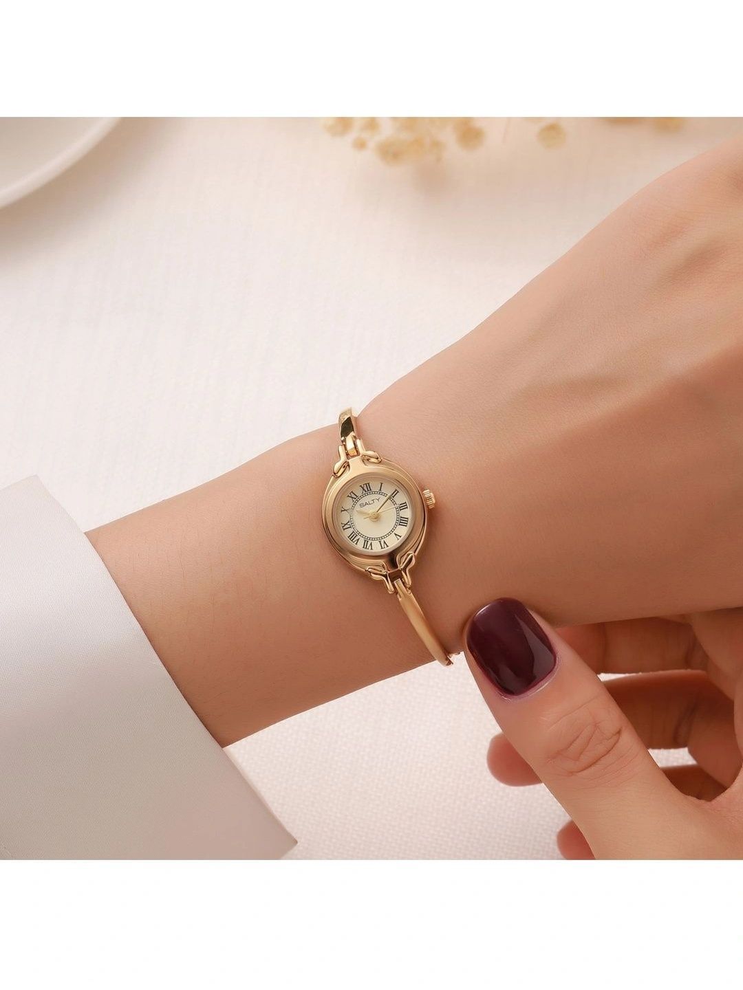 SALTY Women Dial & Bracelet Style Straps Analogue Watch WT-S-0065-G-WH-image-47