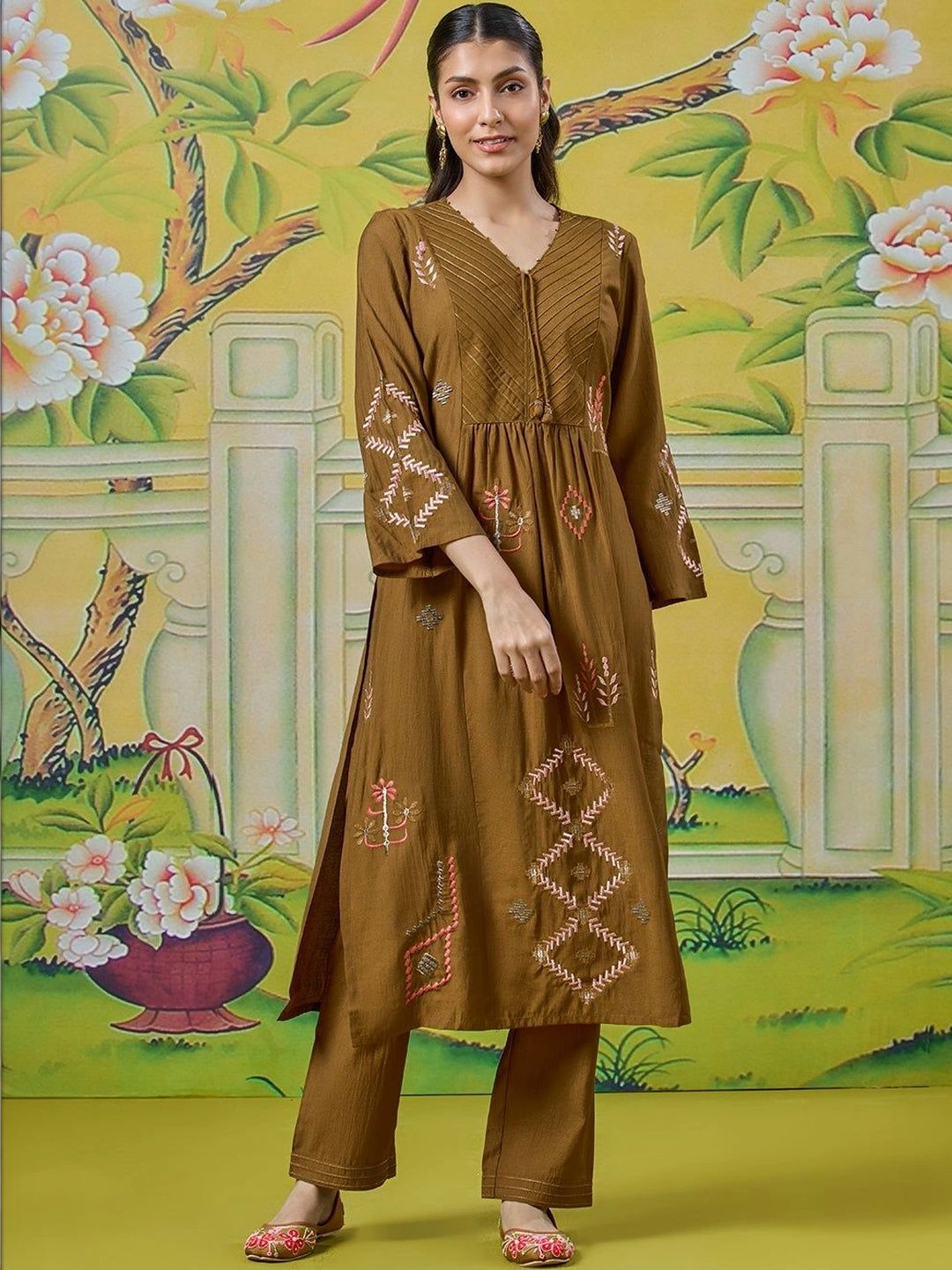 Lakshita Women Ethnic Motifs Embroidered Empire Thread Work Kurta with Trousers-picture-9