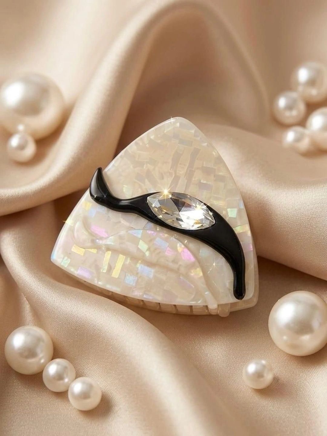Radhya Accessories Women Embellished Claw Clip-picture-39