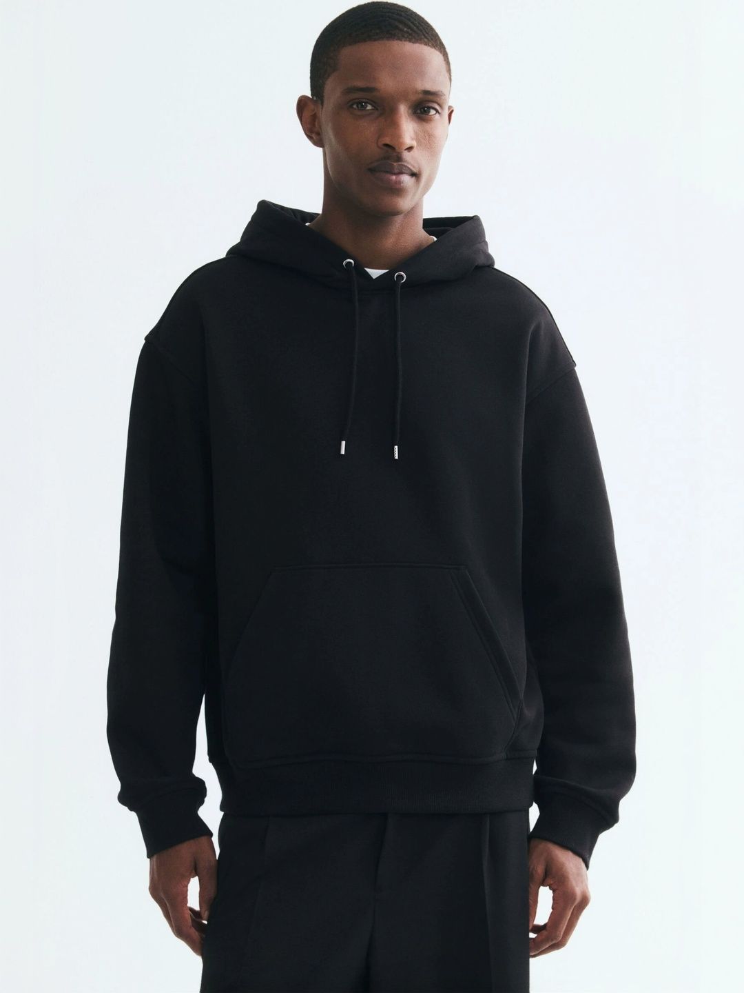 H&M Men Black Relaxed Fit Hoodie