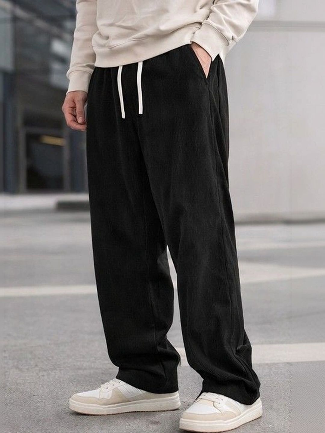 Tromko Men Relaxed Easy Wash Trousers-picture-2