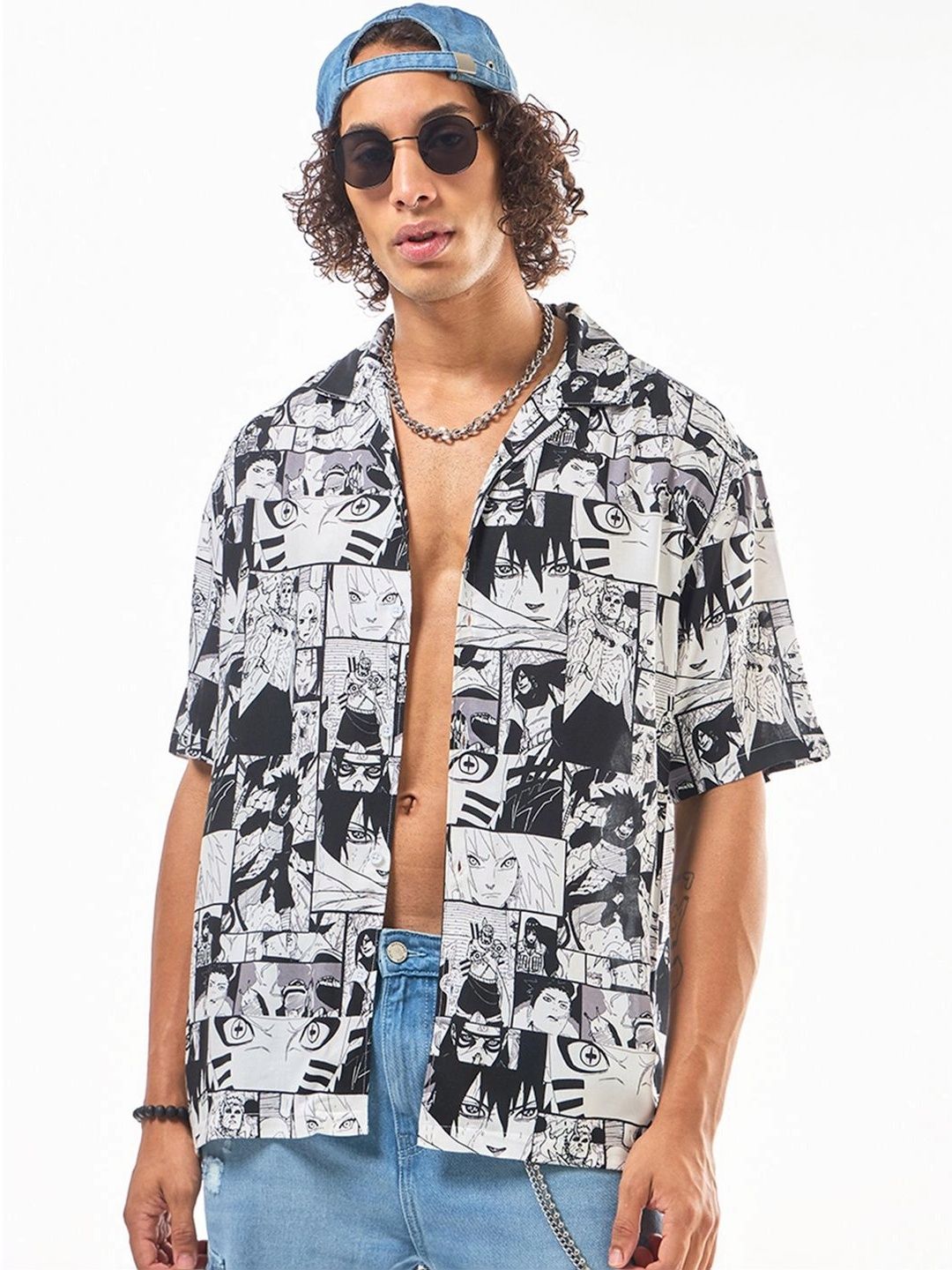 Bewakoof Naruto Men's White & Black All Over Printed Oversized Shirt