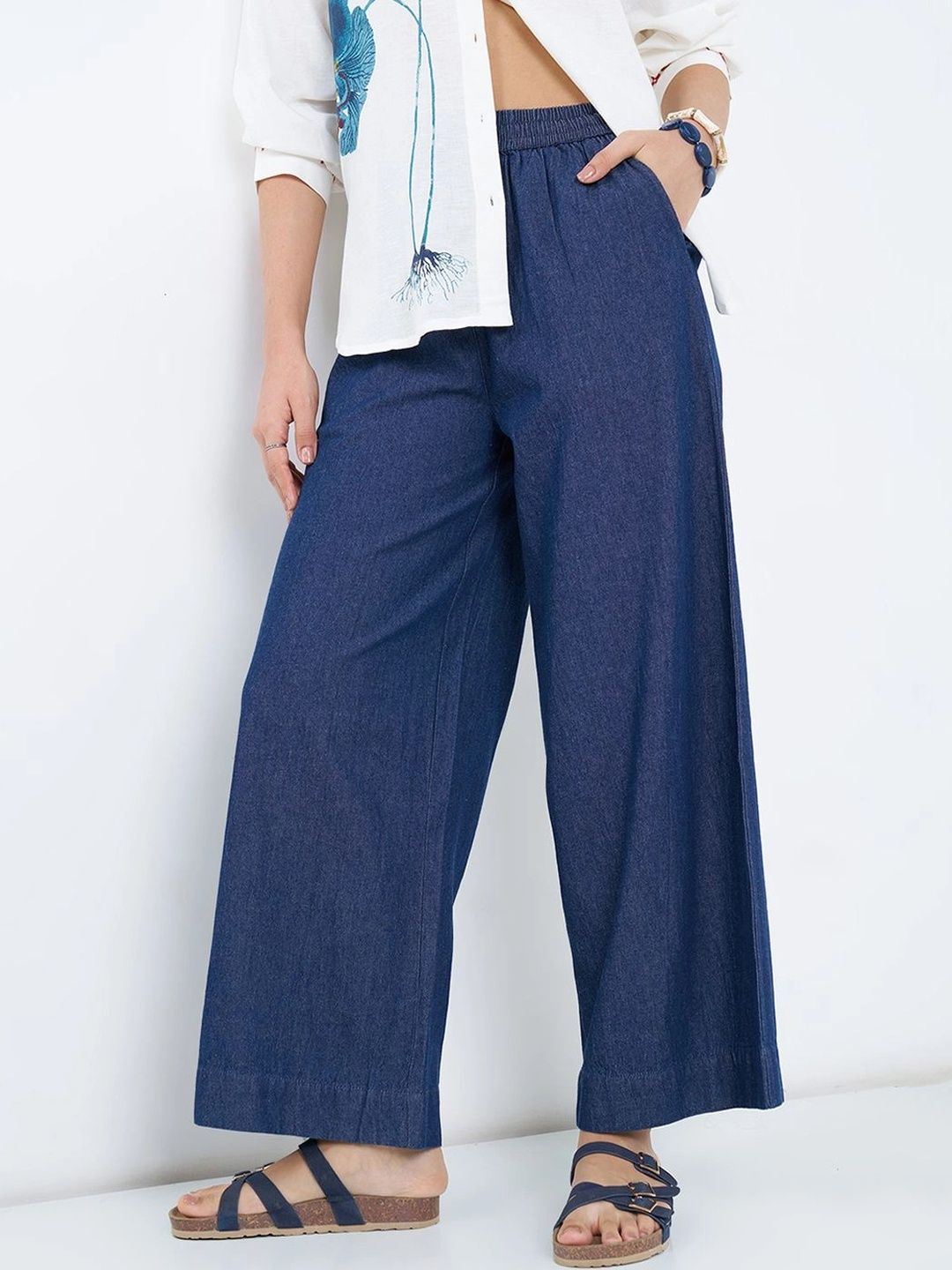 AKKRITI BY PANTALOONS Women Loose Fit Trousers-picture-40