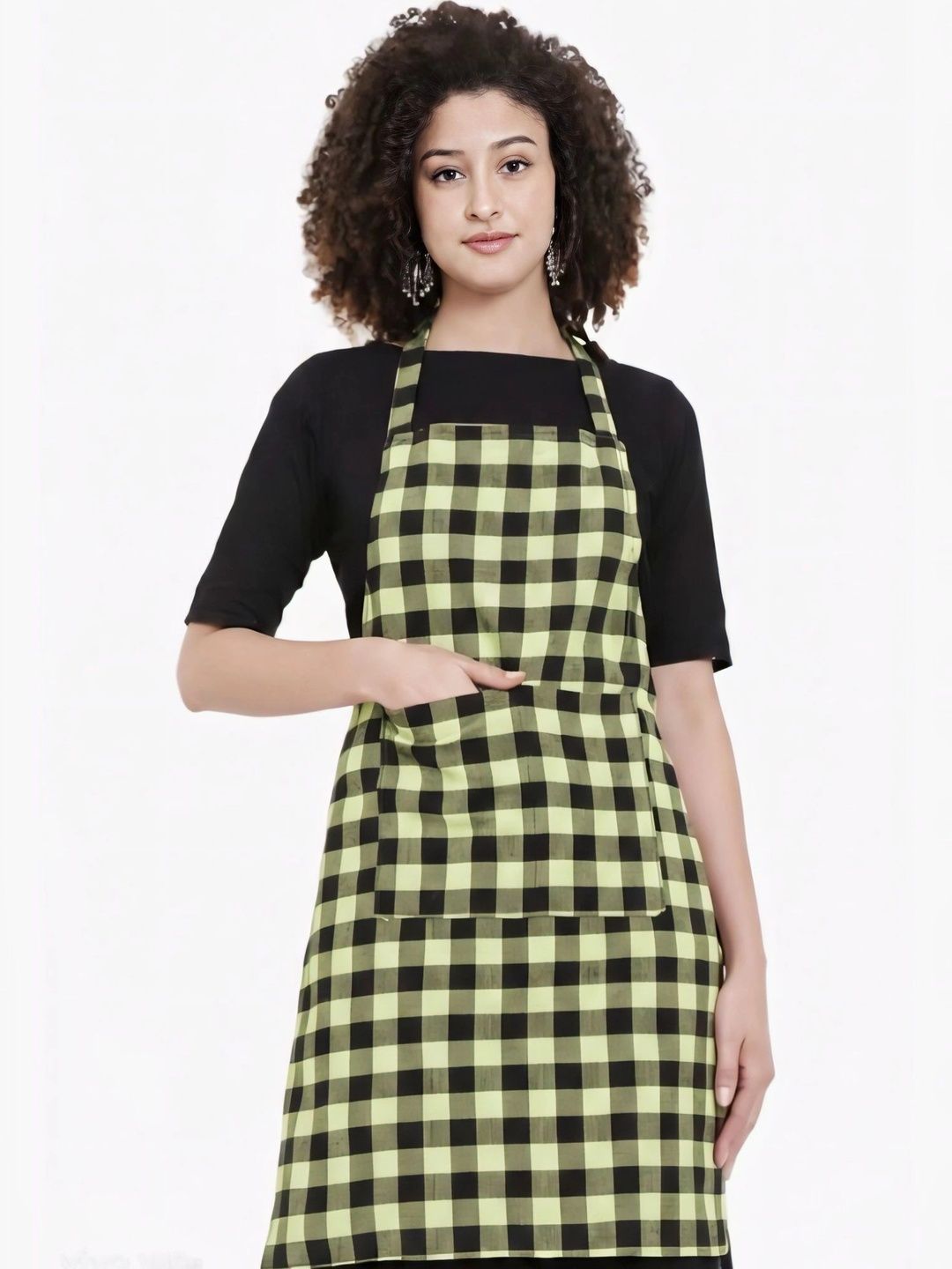 qmato green checked apron with pocket