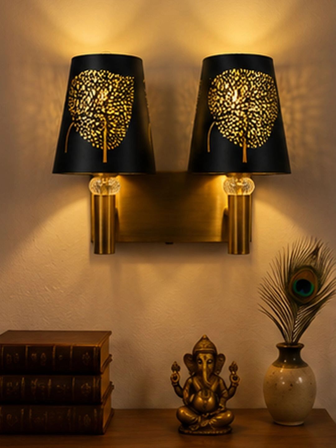 Myntra Elegant Homes Black Printed Metal Frustum Shaped Wall Lamp-picture-32