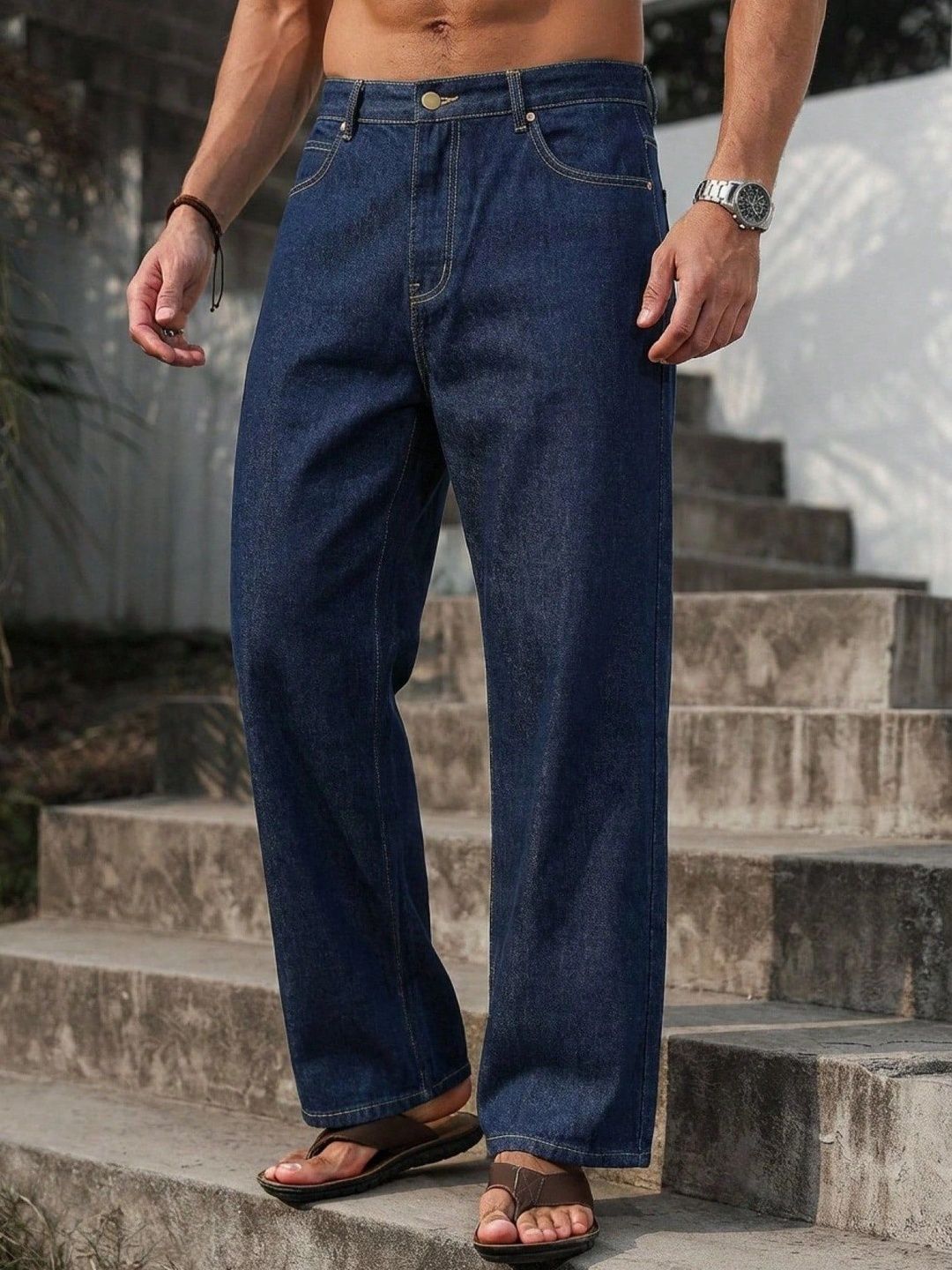 Classic Torch Men Loose Mid-Rise Light Fade Jeans-picture-57