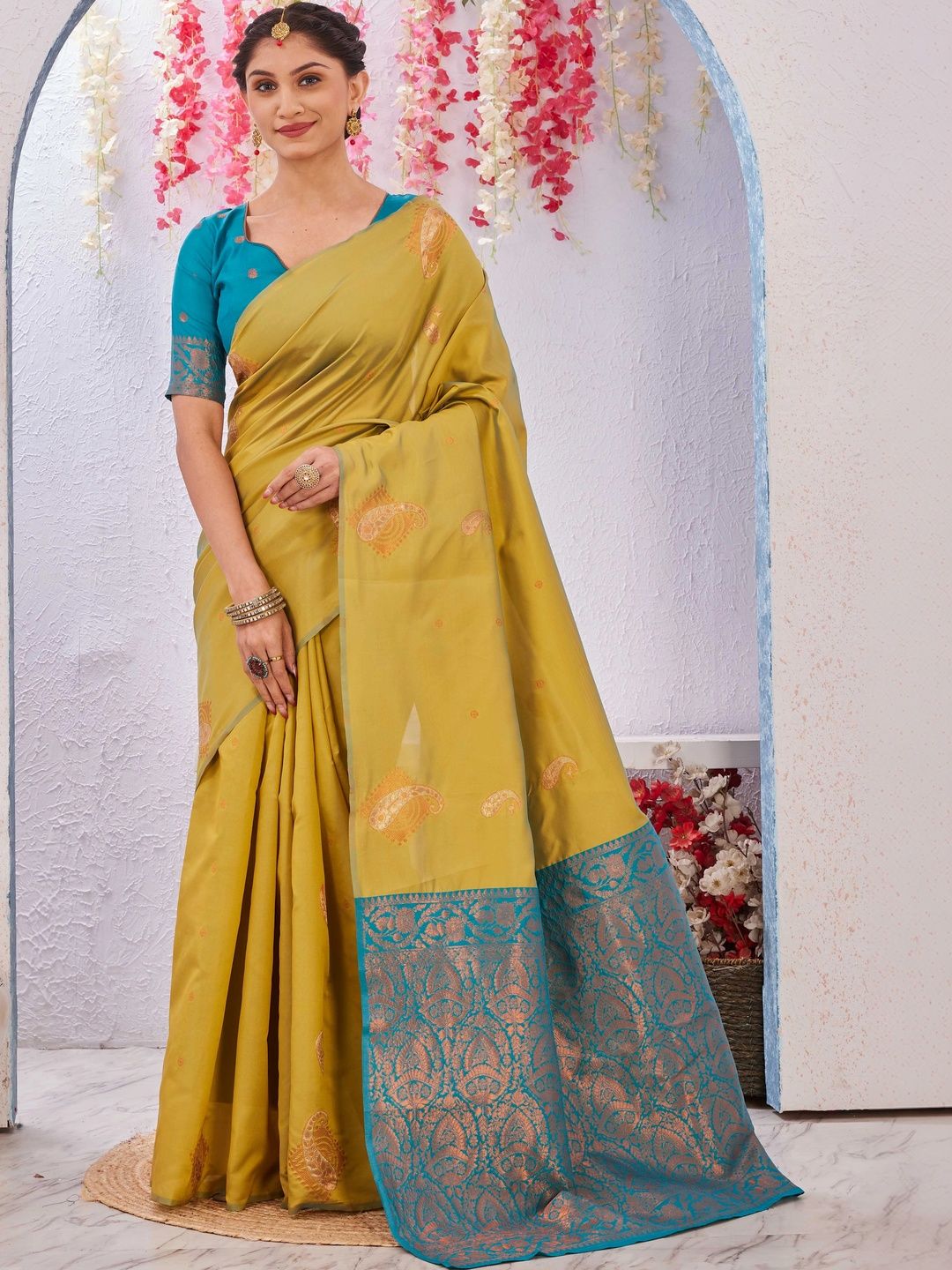 HERE&NOW Zari Art Silk Banarasi Saree-picture-55
