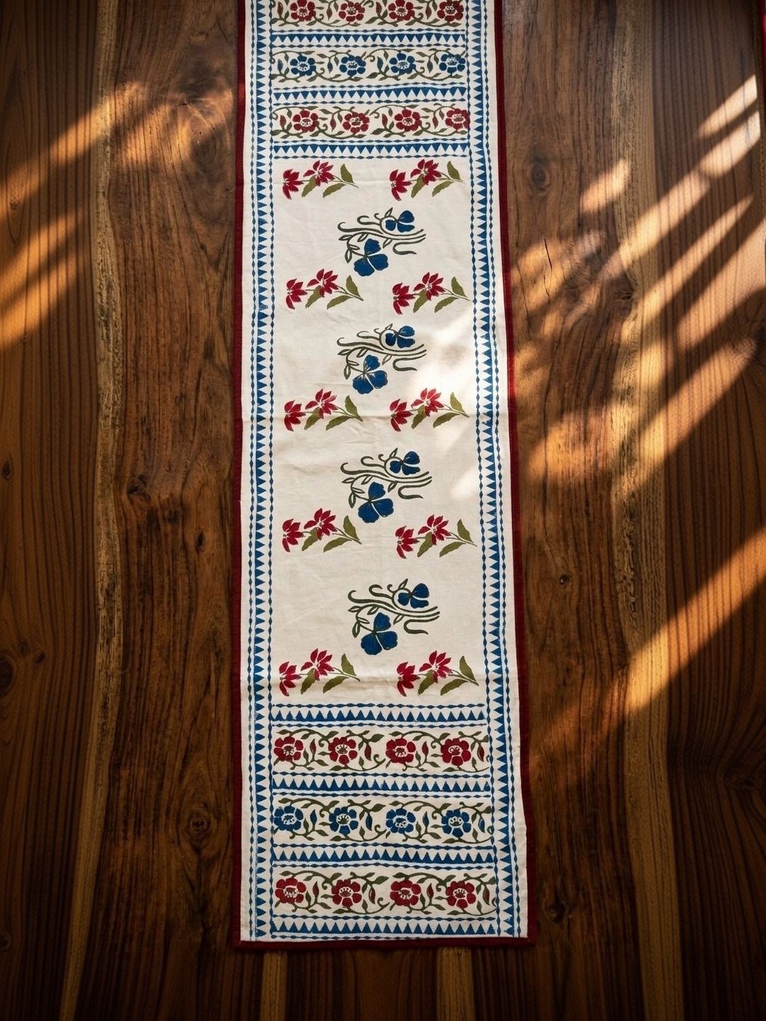 UTSAV CRAFTS White Floral Pure Cotton Table Runners-picture-15