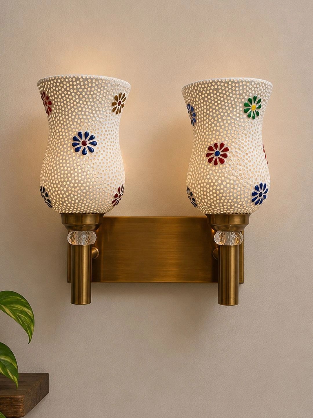 Myntra Elegant Homes Multicoloured Textured Metal Traditional Wall Lamp-image-27