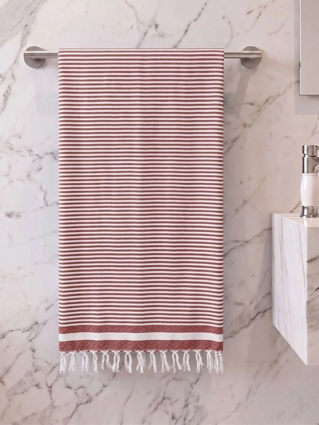 Athom Living Maroon & White 1 Cotton 225 GSM Bath Towel