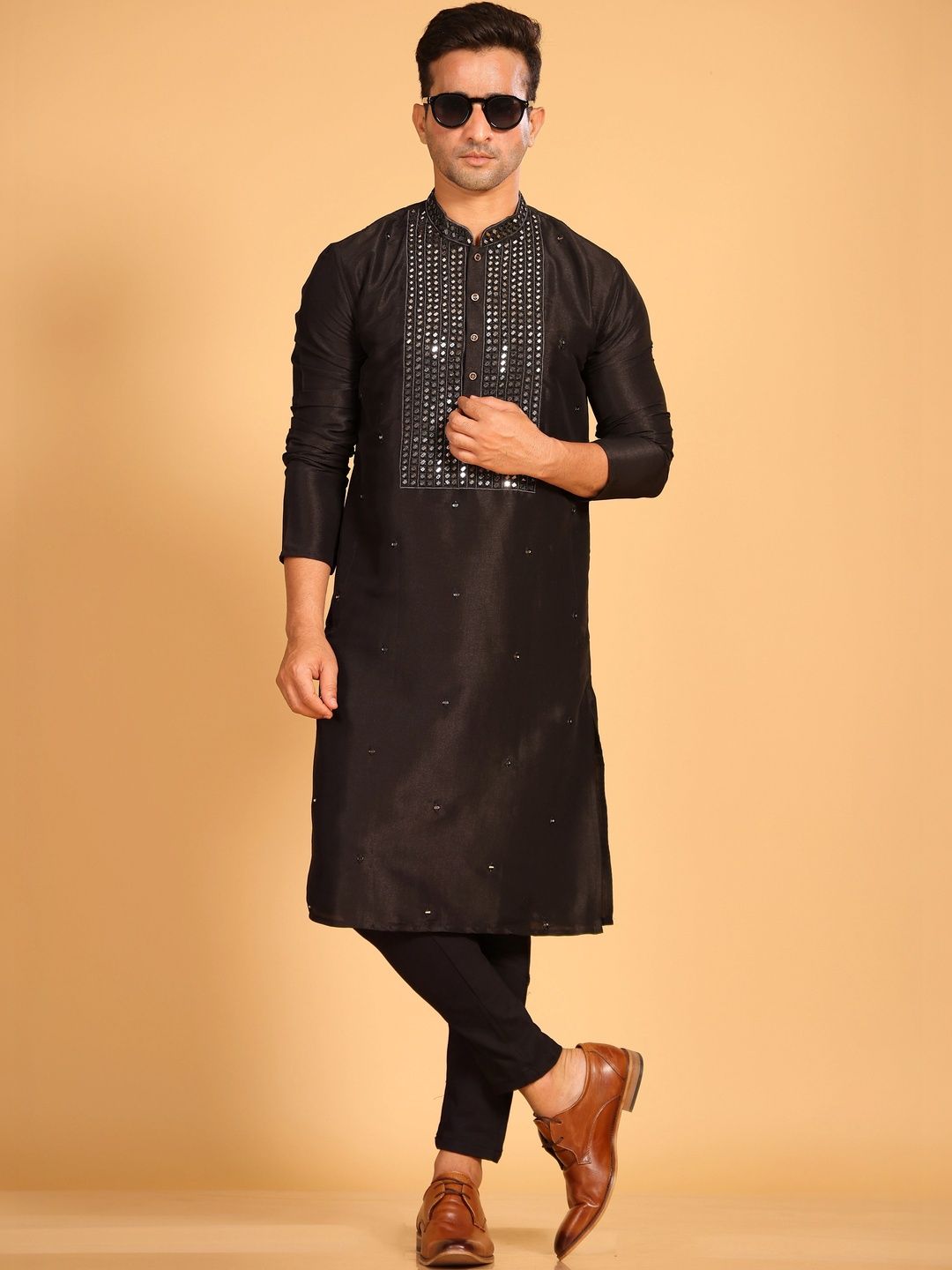 EKYAA Men Embellished Mirror Work Kurta-picture-43