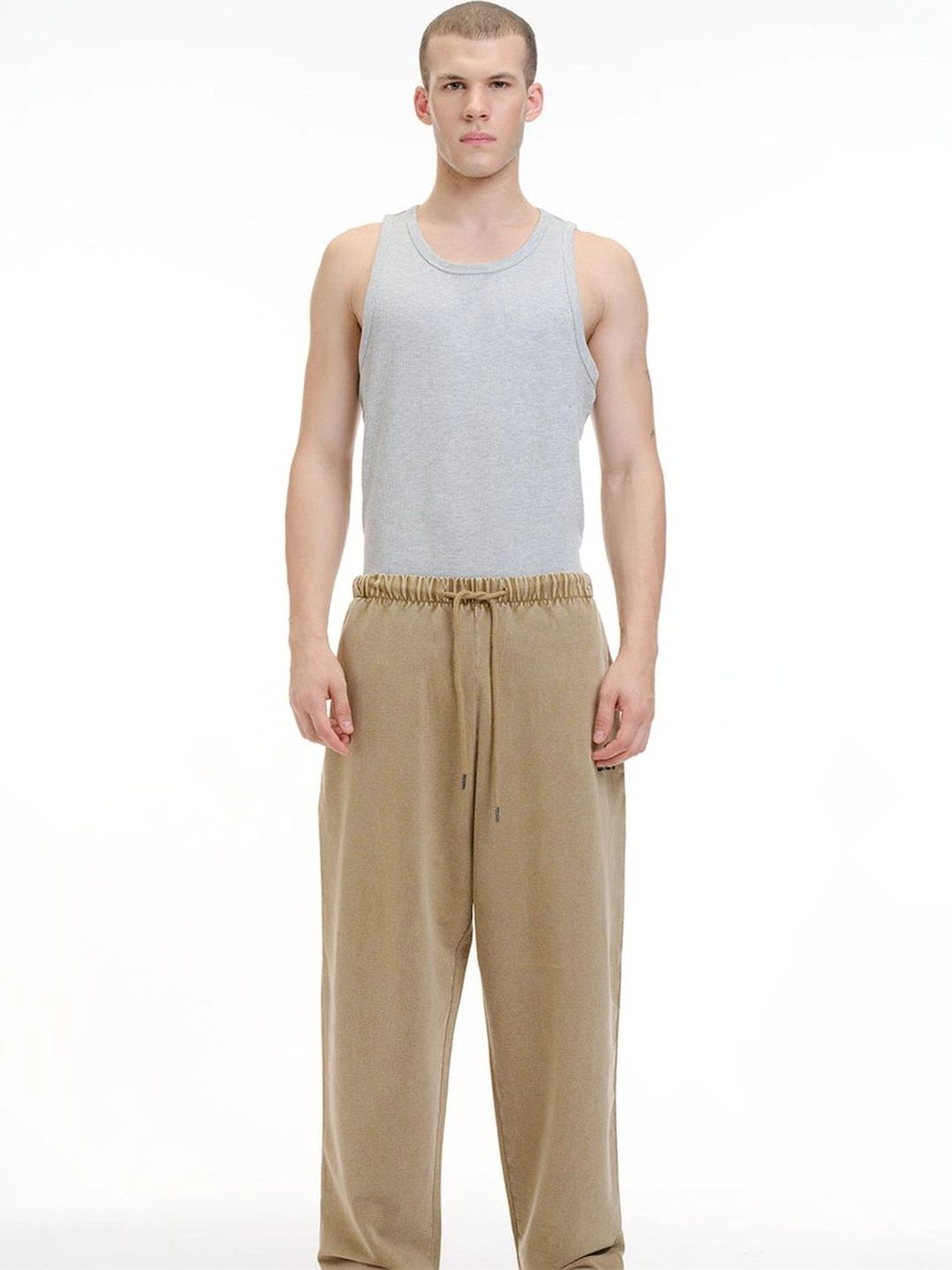 Bonkers Corner Men Mid-Rise Loose Fit Trousers-picture-24