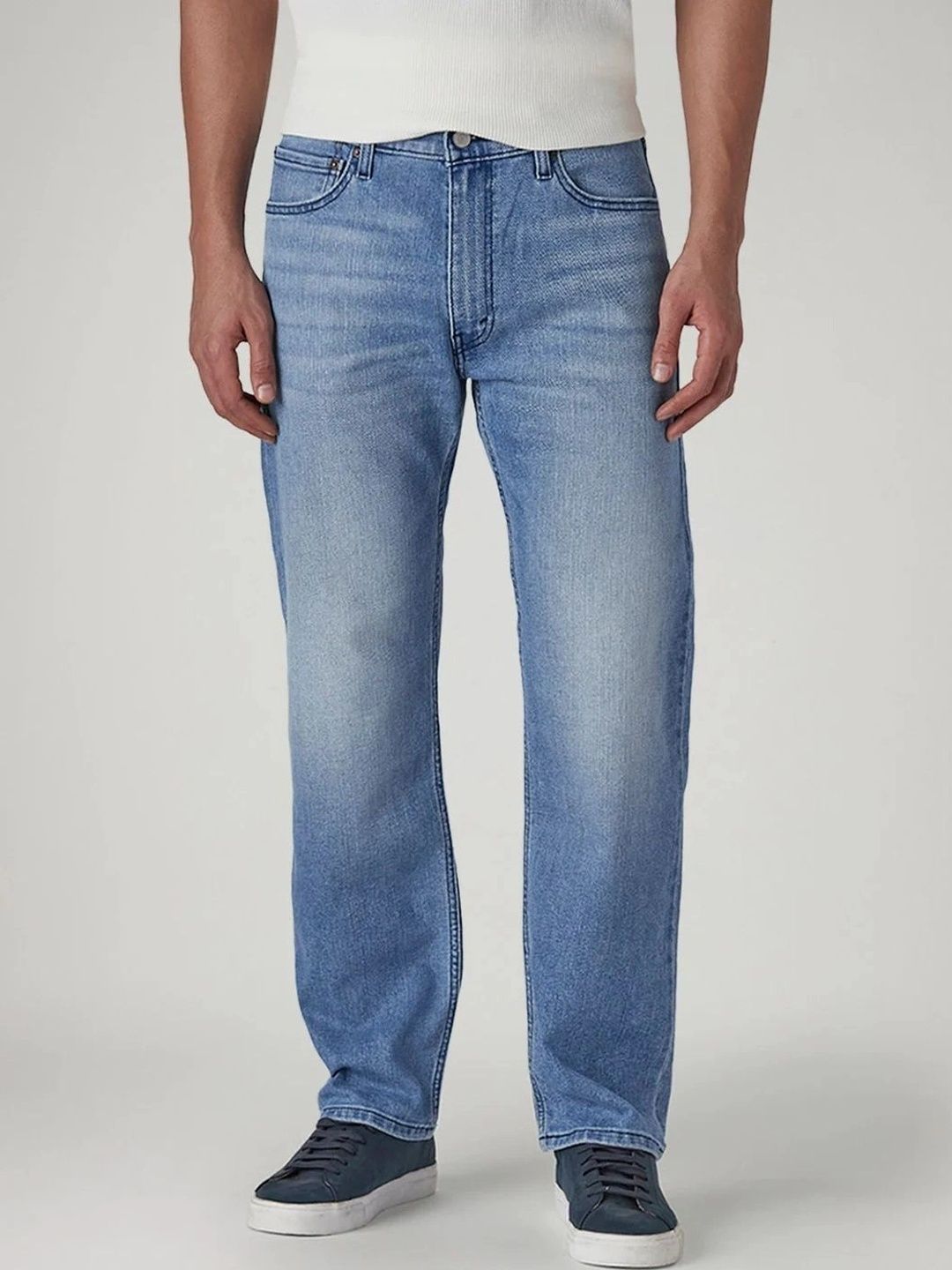 Levis Men Classic Bootcut Mid-Rise Low Distress Light Fade Stretchable Jeans-picture-13