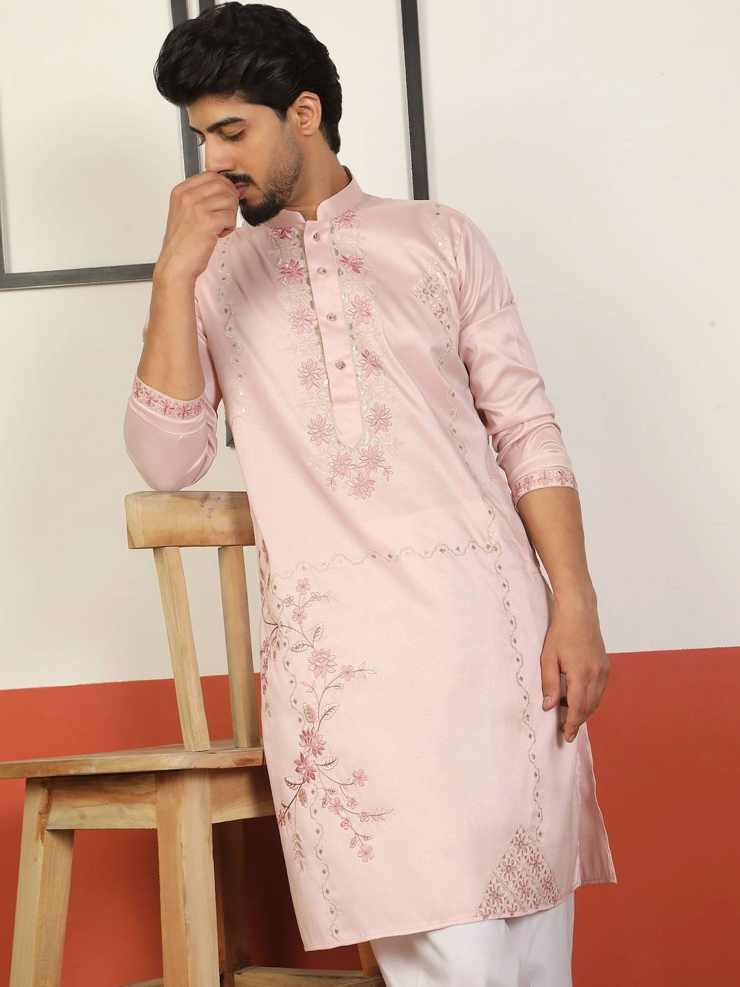 KRAFT INDIA Men Embroidered Sequinned Kurta-image-30