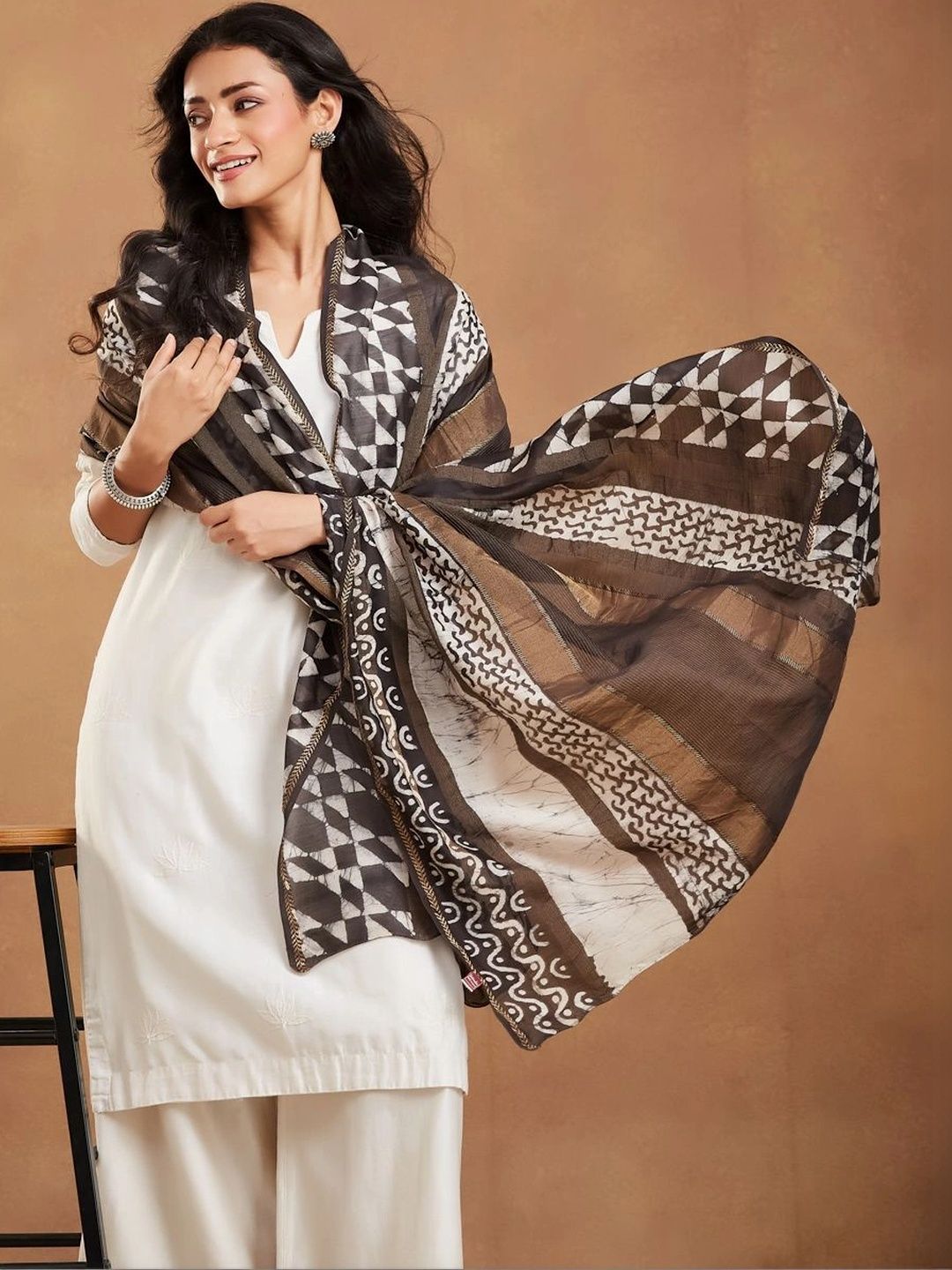 Fabindia Printed Cotton Silk Blend Batik Dupatta-picture-33