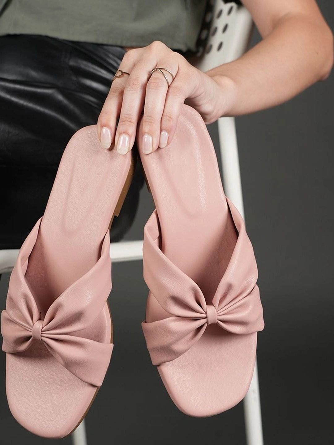 BELVE PARIS Sandals with Bows-picture-42