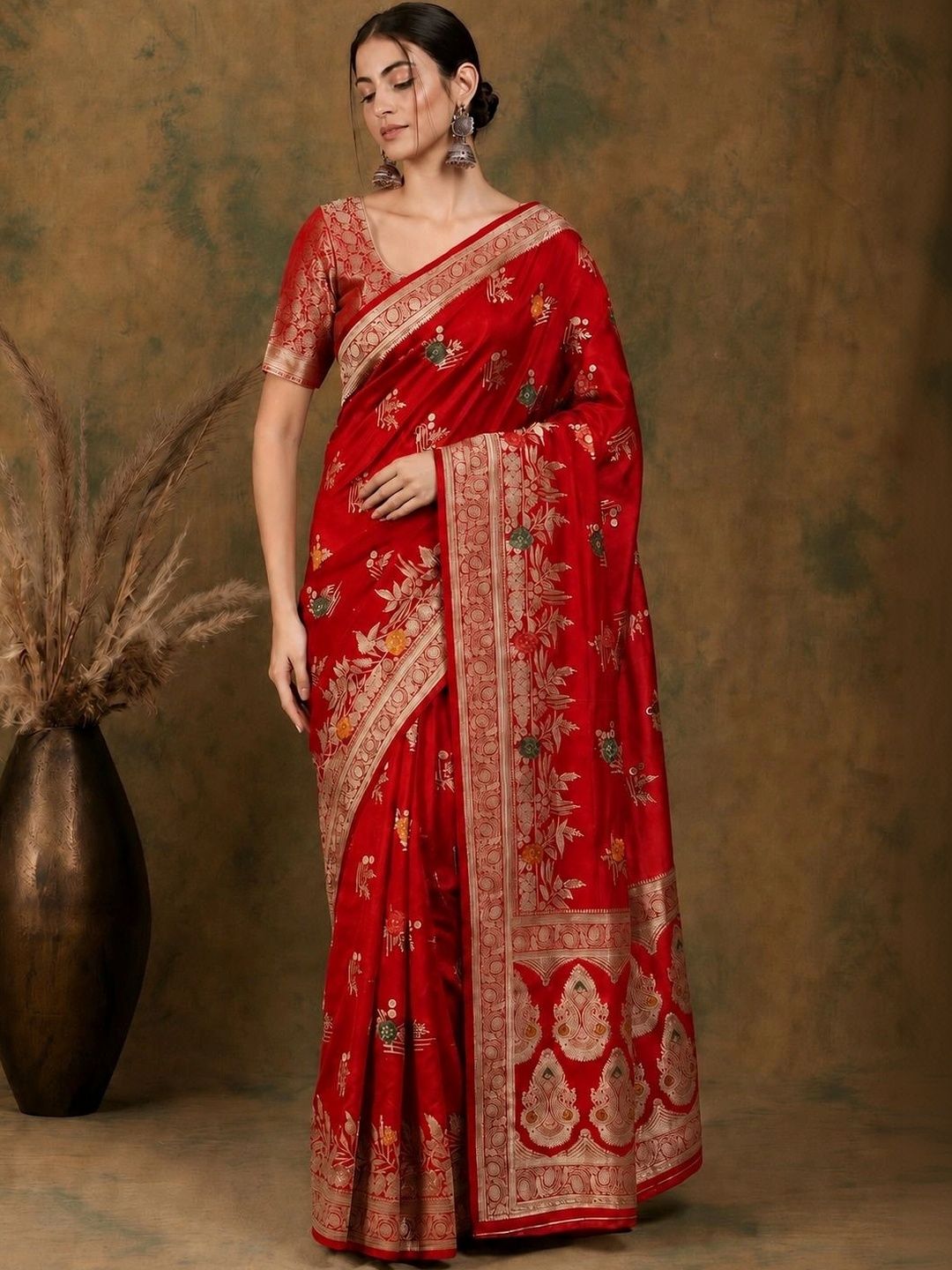 YUGAVEERAA Woven Design Zari Silk Blend Kanjeevaram Saree-picture-40
