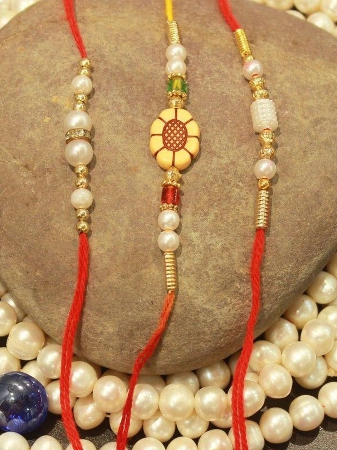 Sangria Tie-Ups Thread Rakhi-picture-50