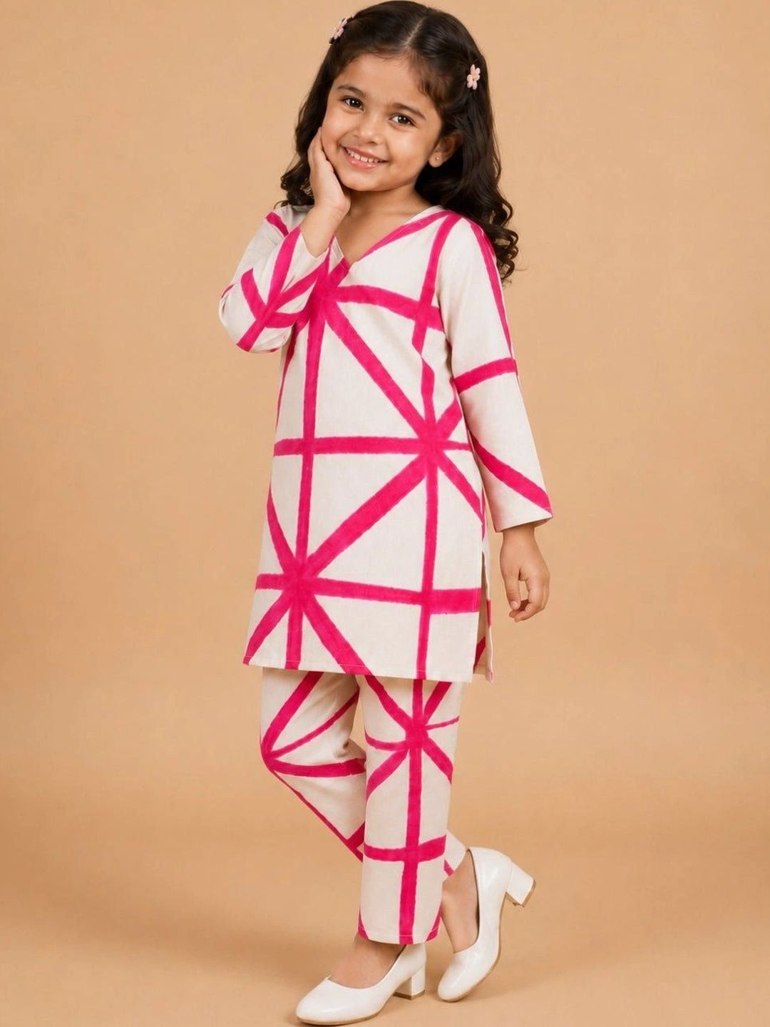 The Mom Store Girls Printed Regular Pure Cotton Kurta with Trousers-picture-11