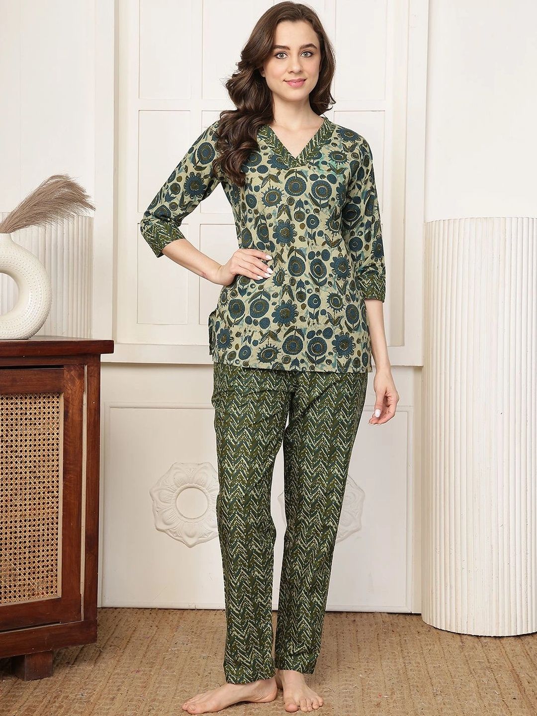 Claura Women Printed Night suit-picture-58