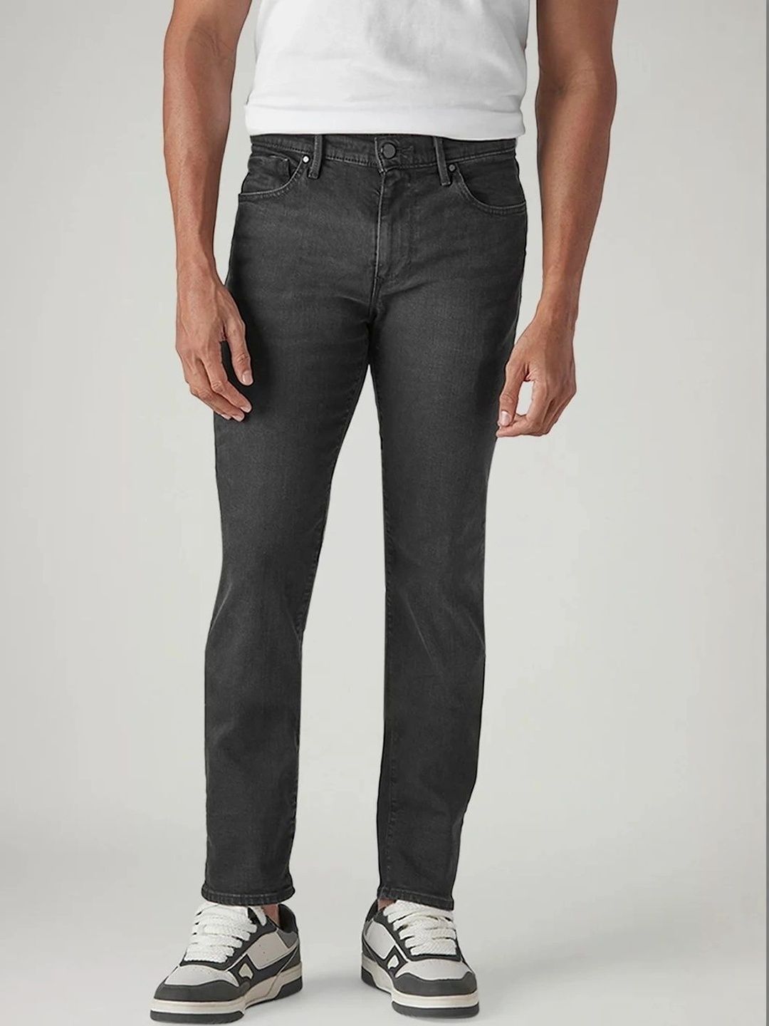 Levis Men Classic Slim Fit Mid-Rise Light Fade Stretchable Jeans-picture-50