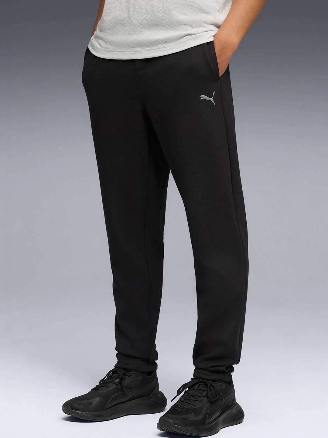 Puma Men Regular Fit Brand Logo Training Track Pants-picture-25
