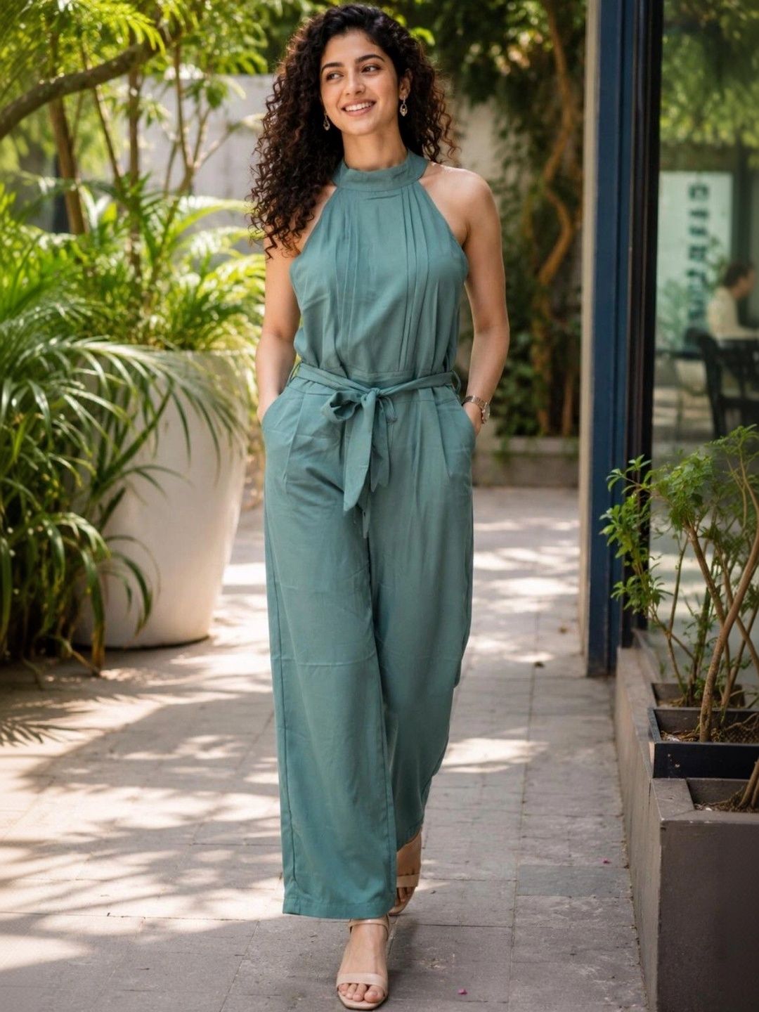 SIMNILSTUDIO Halter Neck Basic Jumpsuit-picture-16