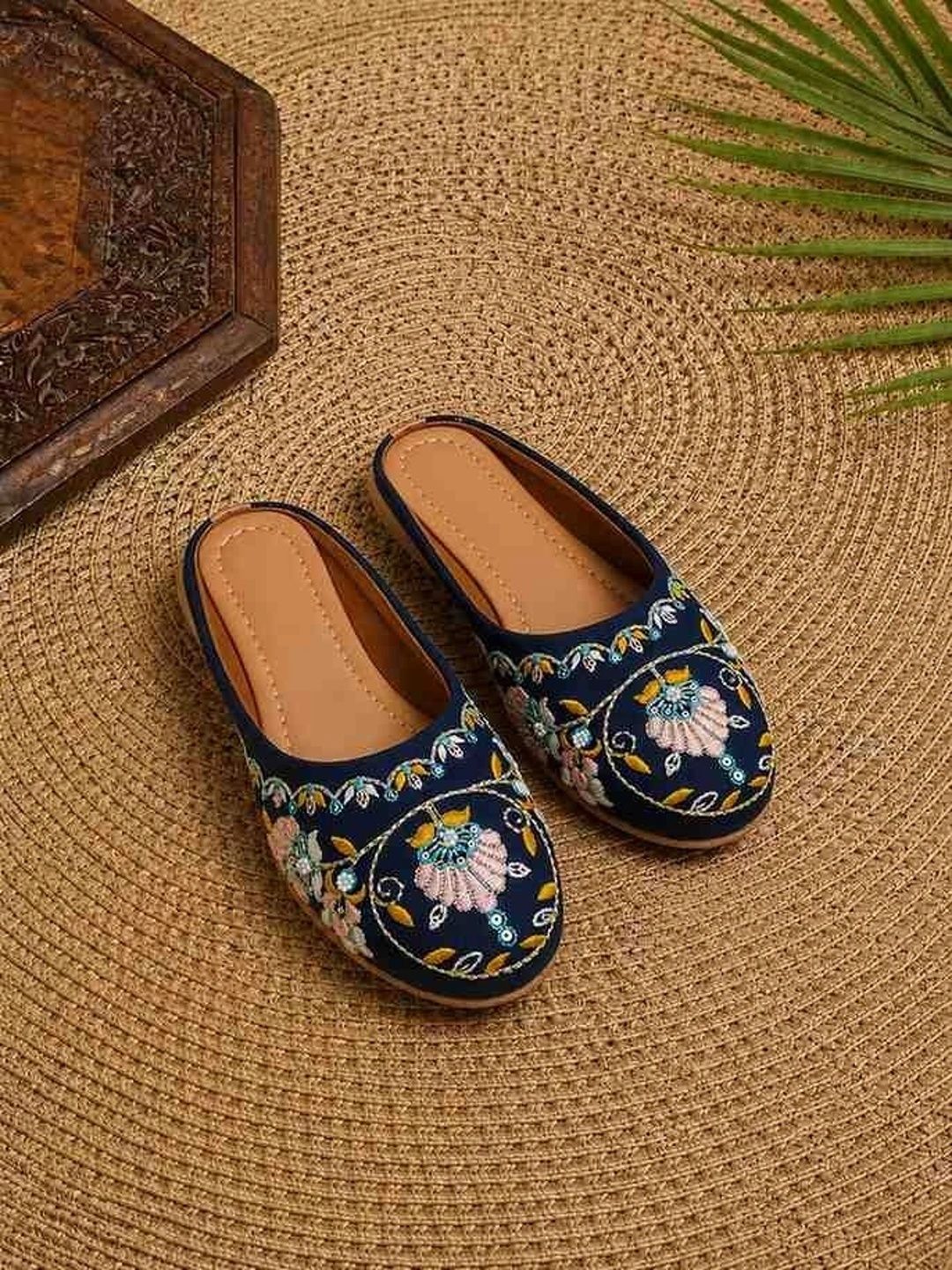 Moda Rapido Women Embellished Ethnic Mules with Embroidered Flats-picture-21